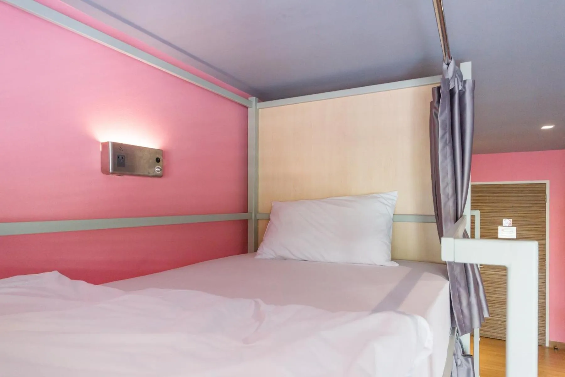 Bed in Siamaze Hostel