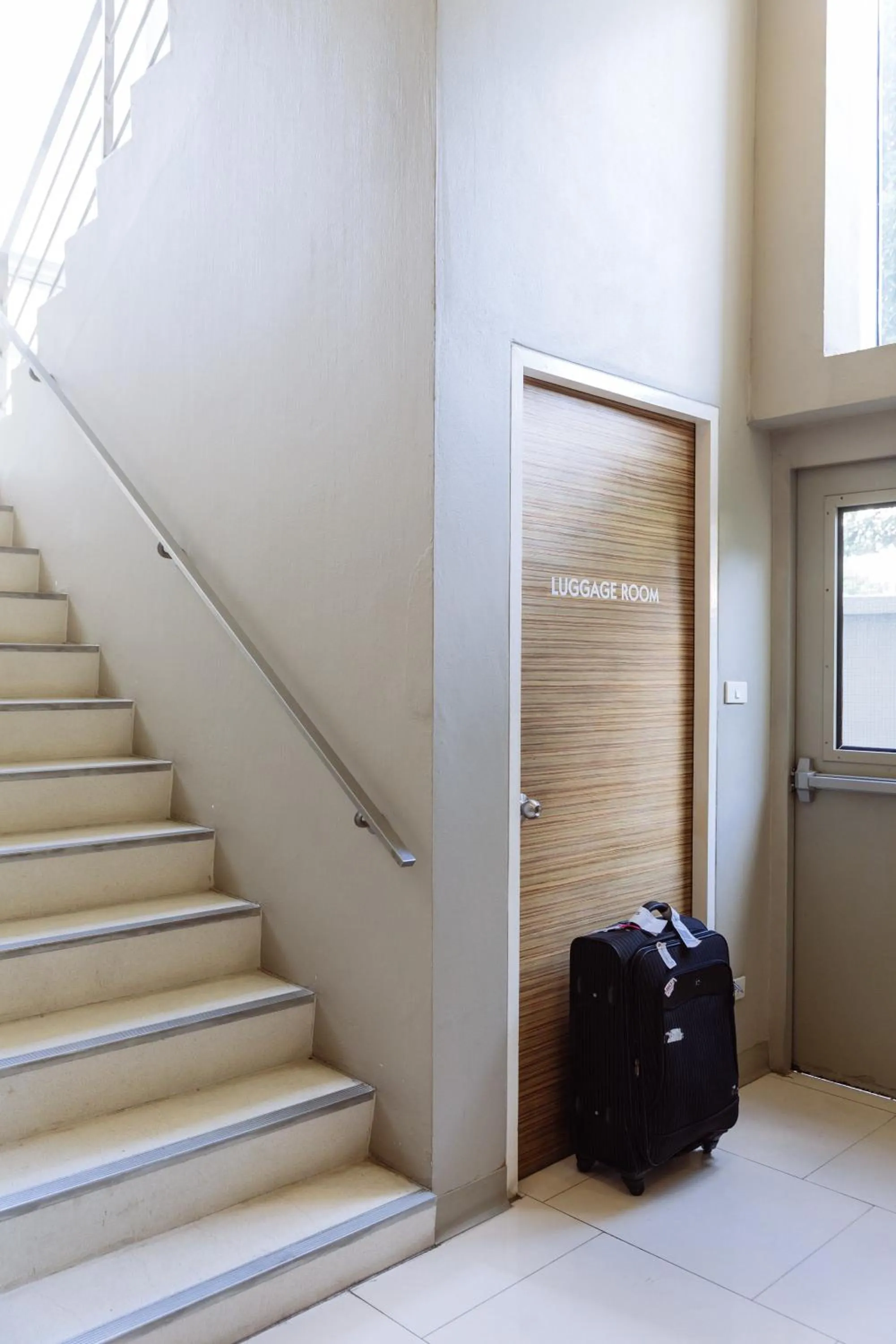 Area and facilities in Siamaze Hostel