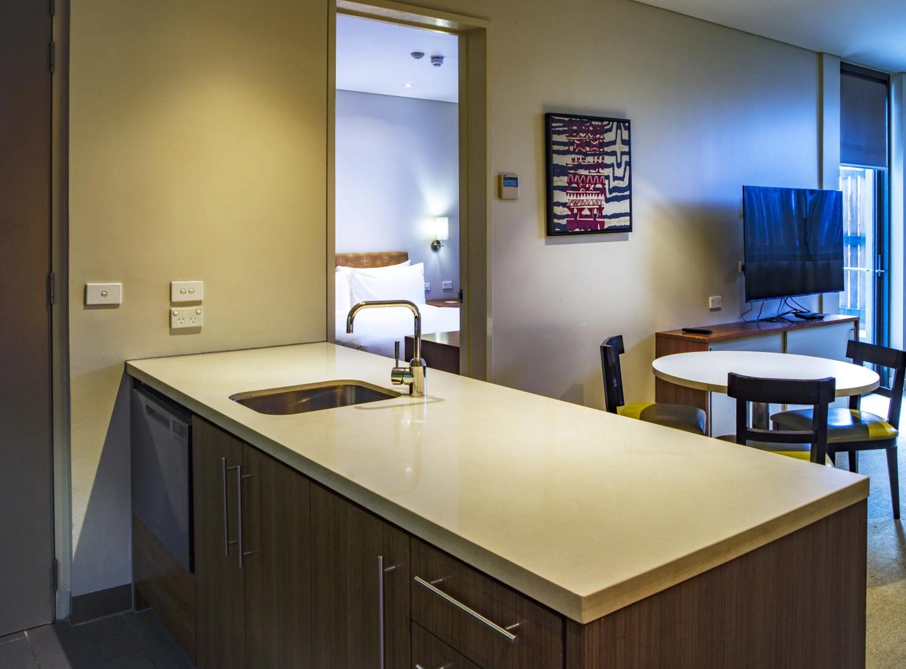 Kitchen or kitchenette in Holiday Inn & Suites Port Moresby by IHG
