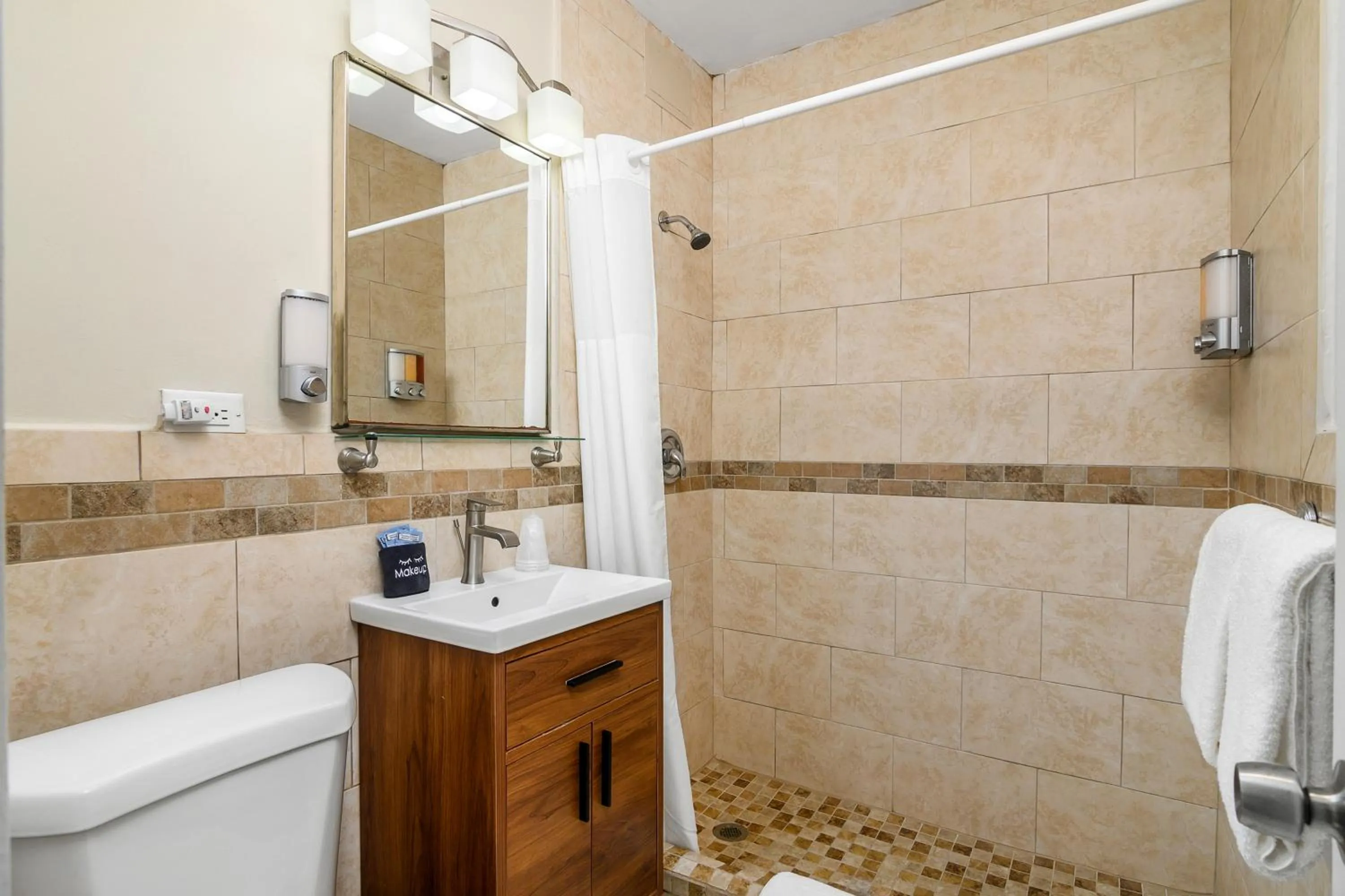 Bathroom in The Fairways Inn of Naples