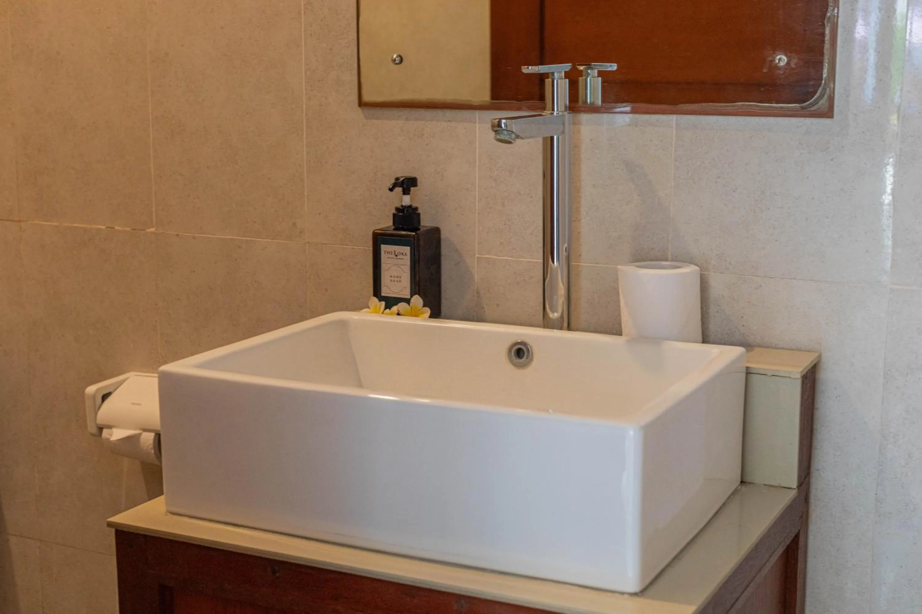 Bathroom in Prama Beach Canggu by The Loka