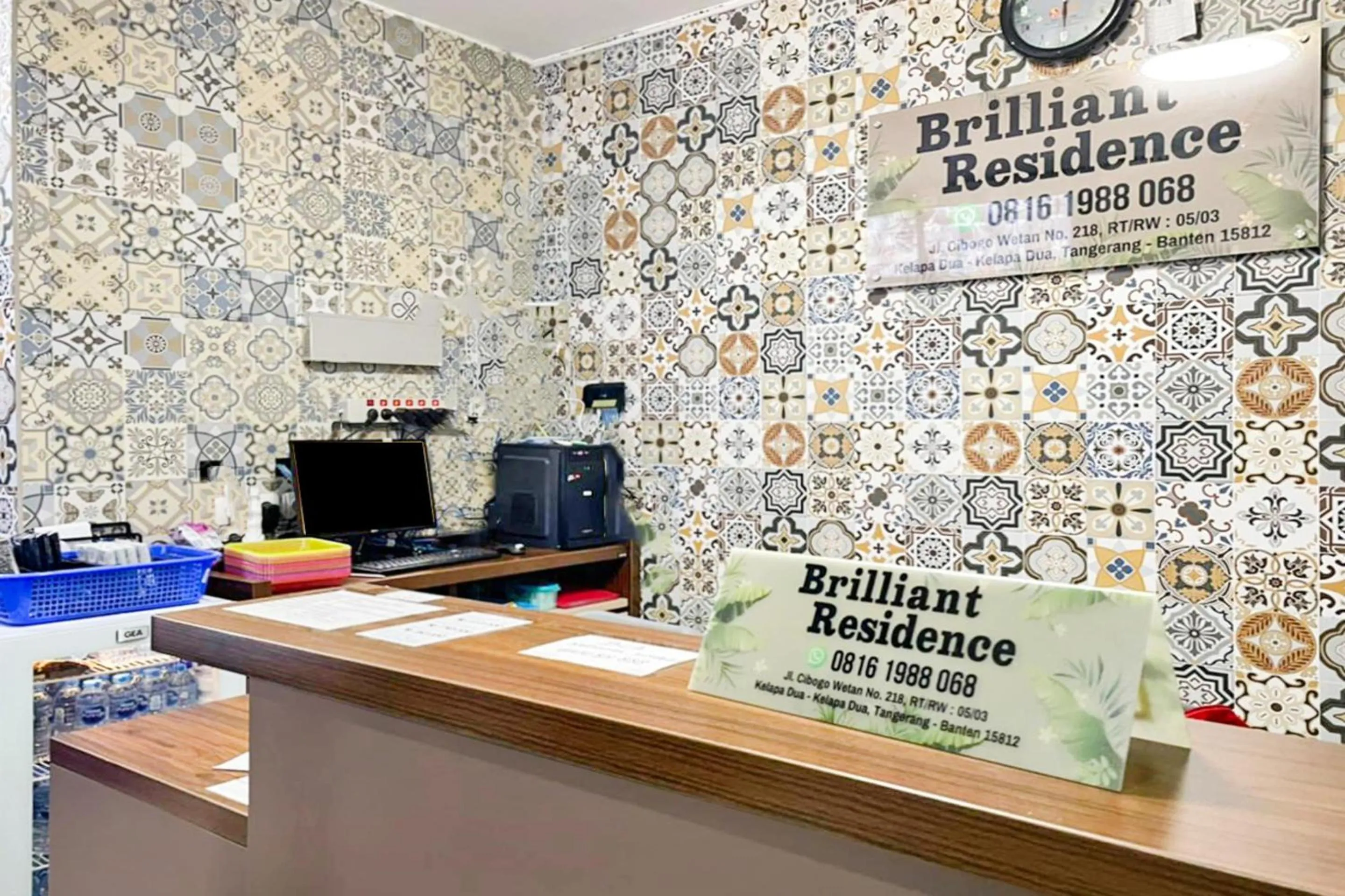 Lobby or reception in Hotel O Kbr Home