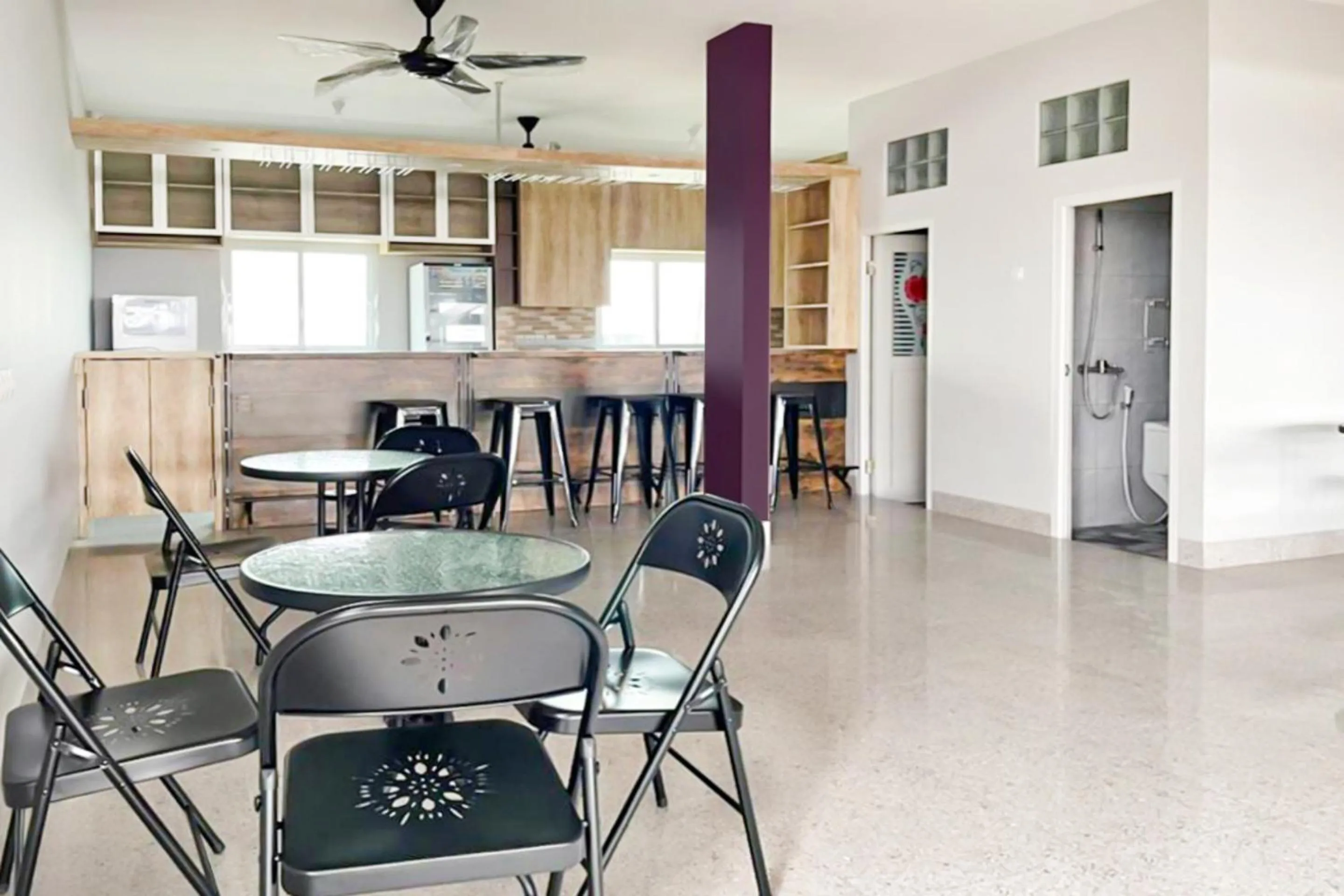 Lobby or reception in Hotel O Kbr Home