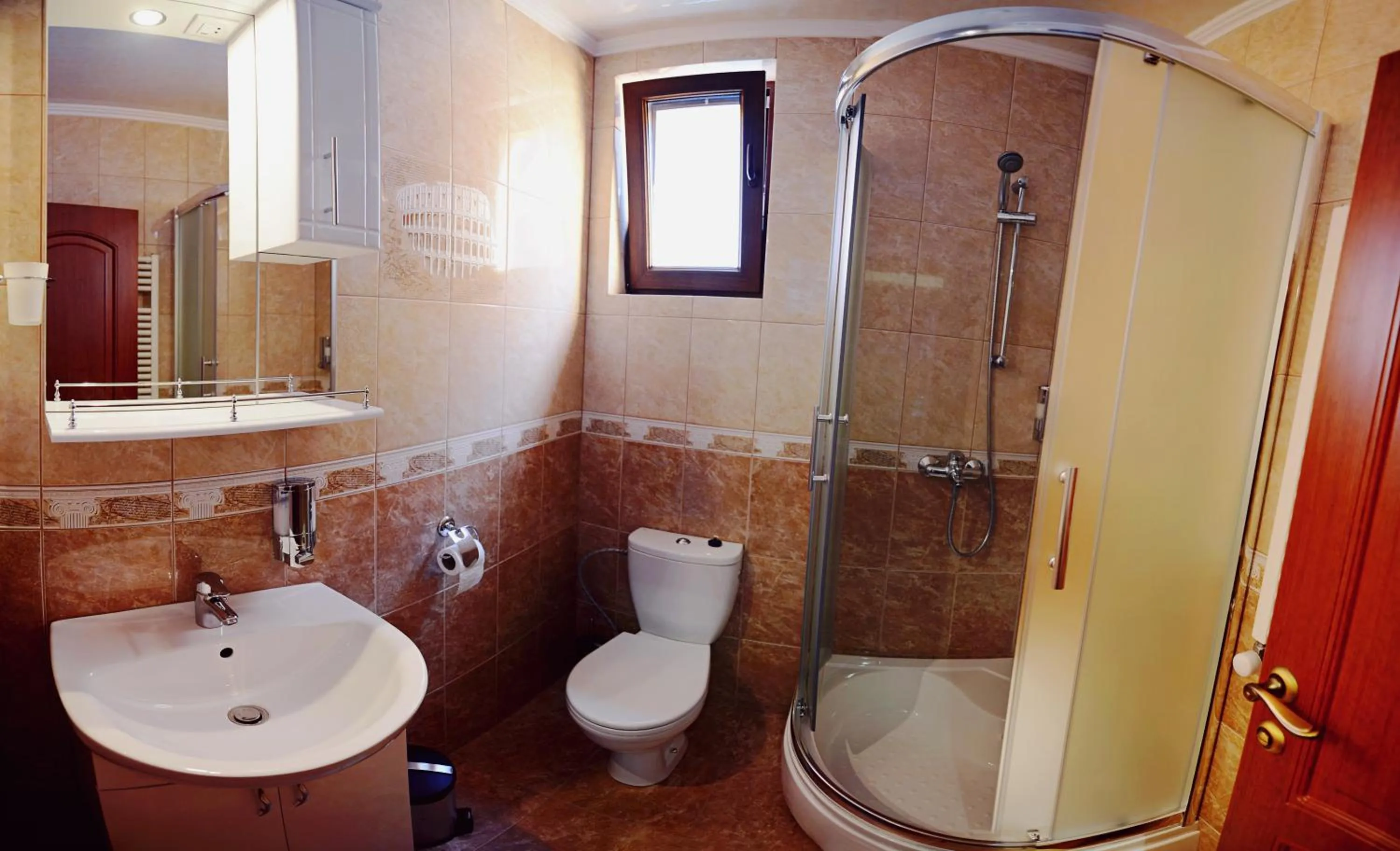 Shower in Hotel Afrodita