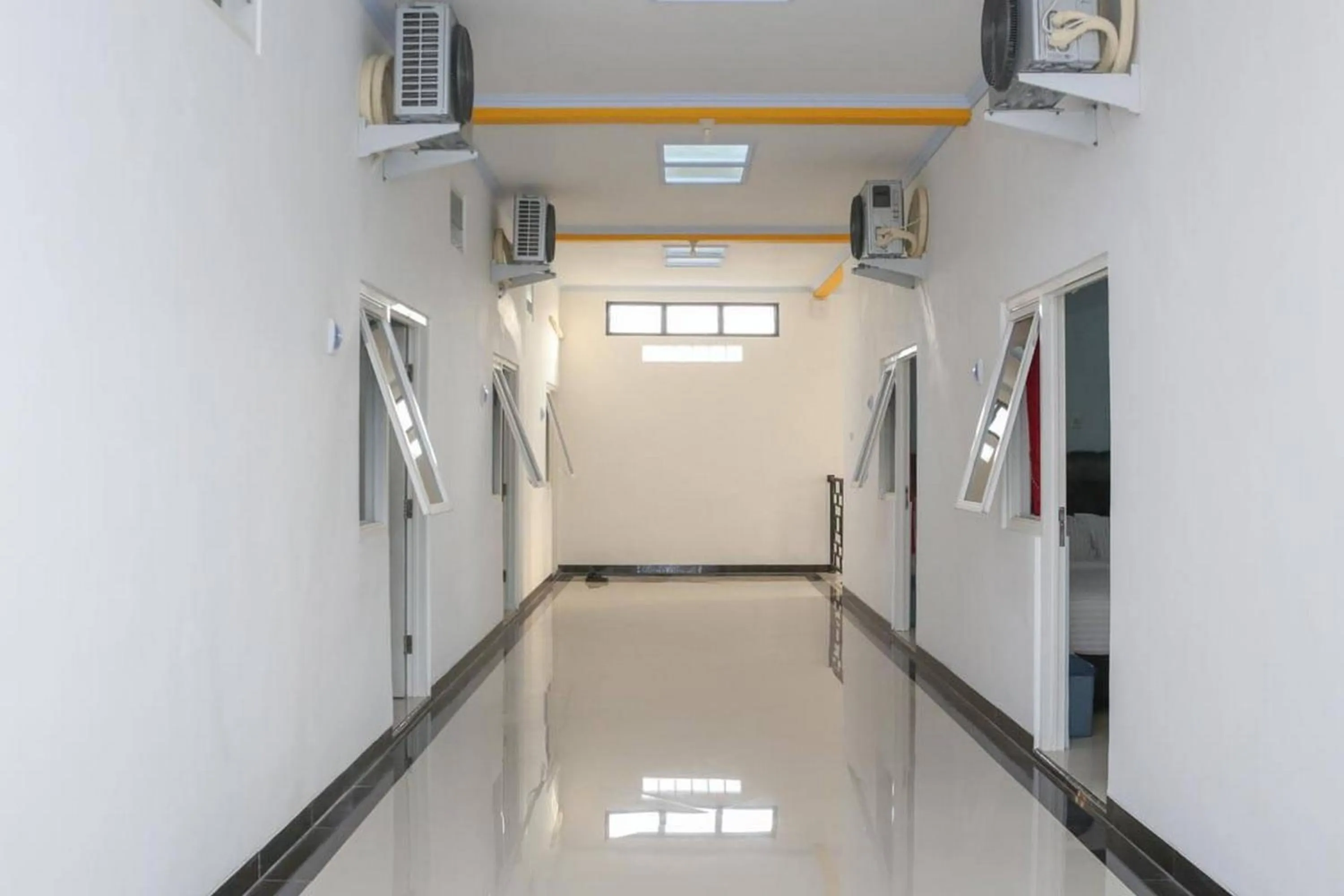 Property building in RedDoorz Syariah near Suncity Mall Madiun