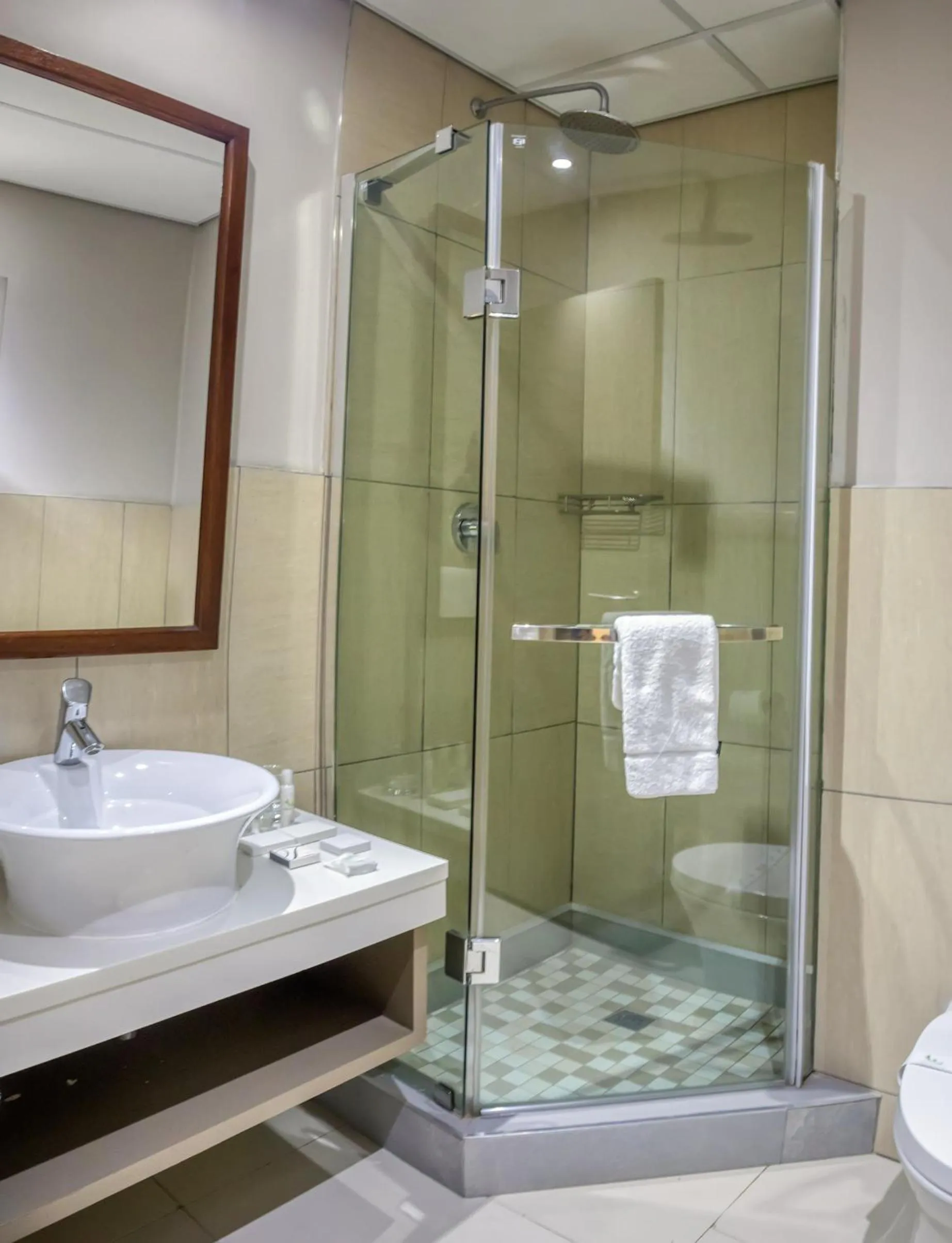 Bathroom in Travelodge