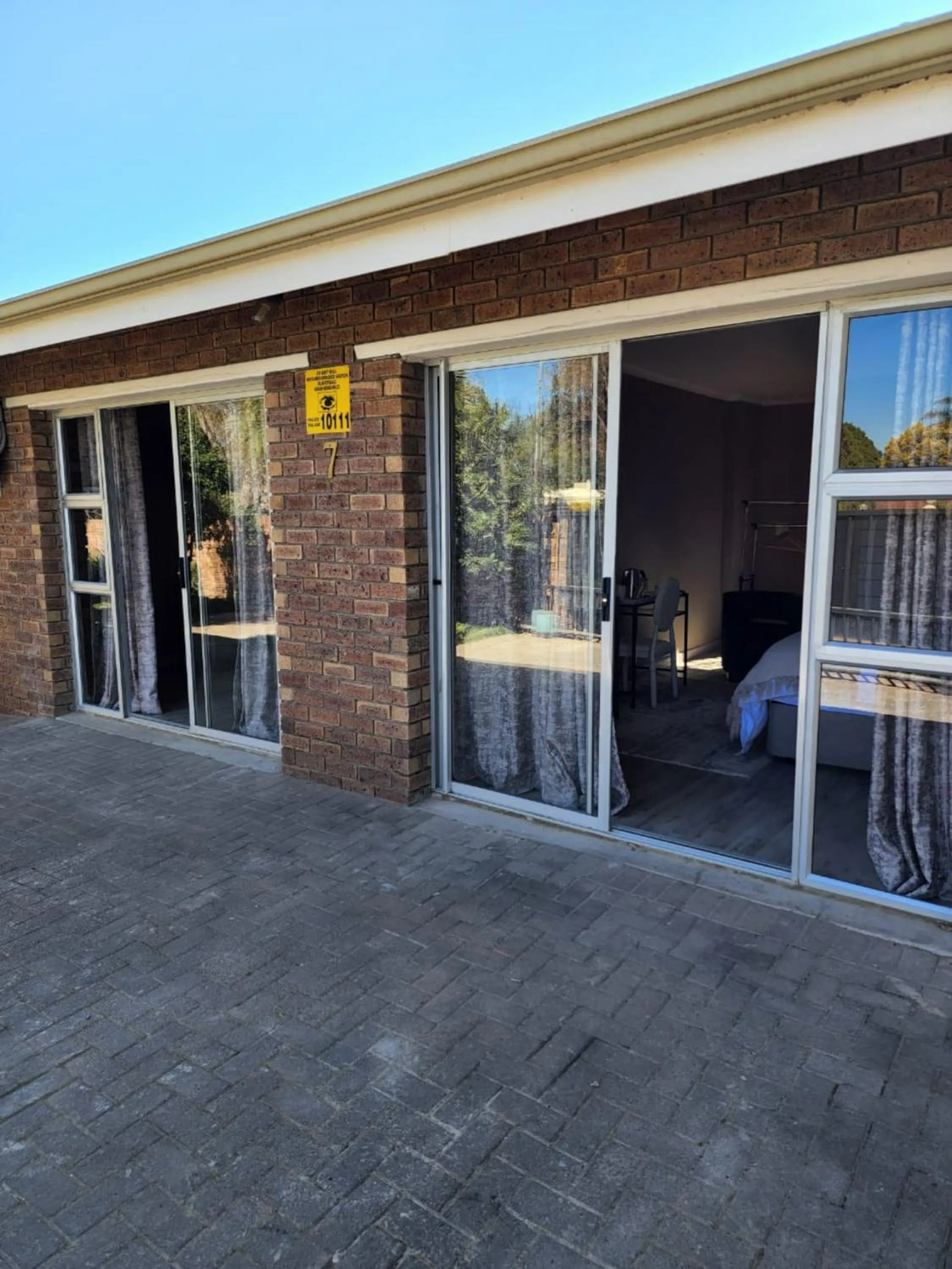 Facade/entrance in The Hills Guest House