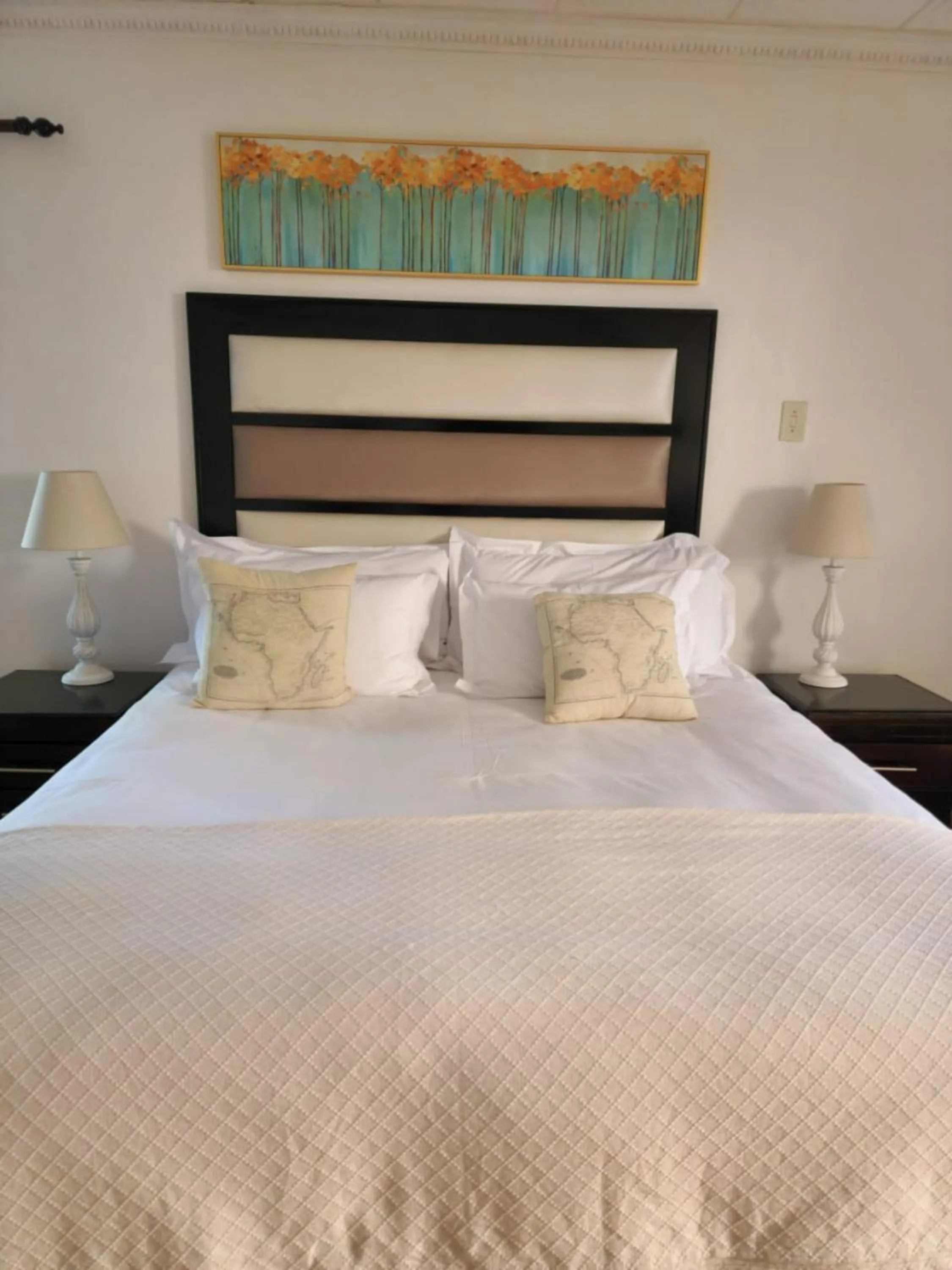 Bedroom, Bed in The Hills Guest House