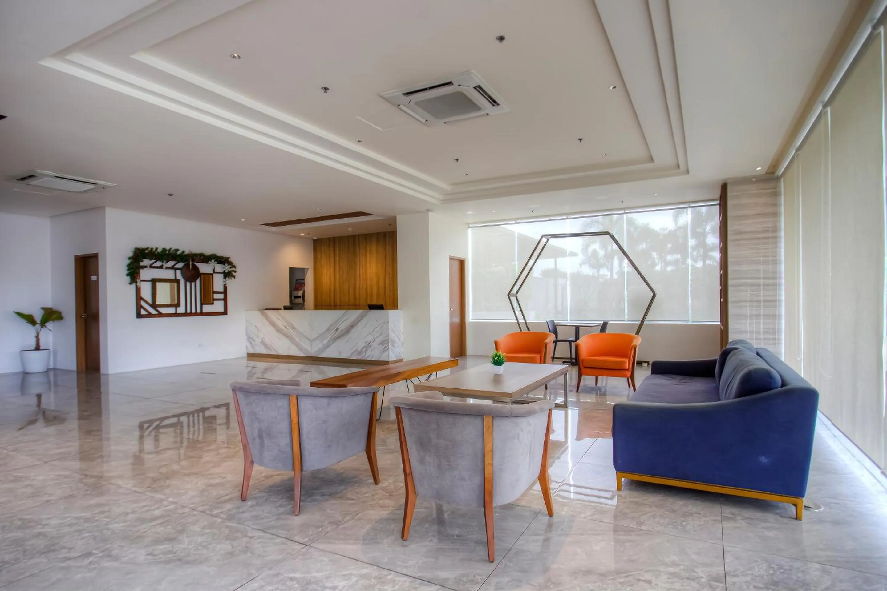 Lobby or reception in Capital O 827 Speciale Hotel