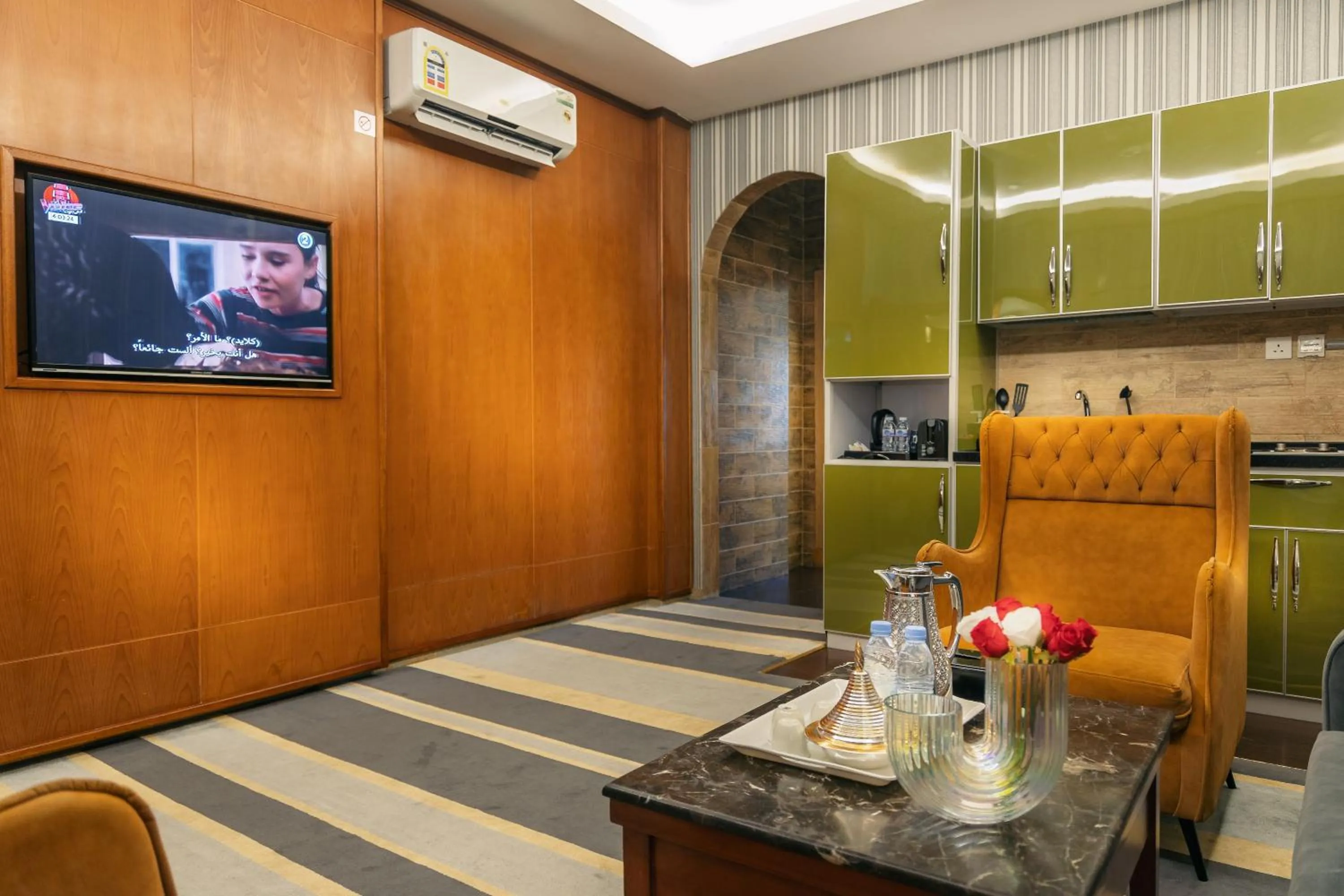 TV and multimedia in شاطيء الحياة للشقق المخدومة