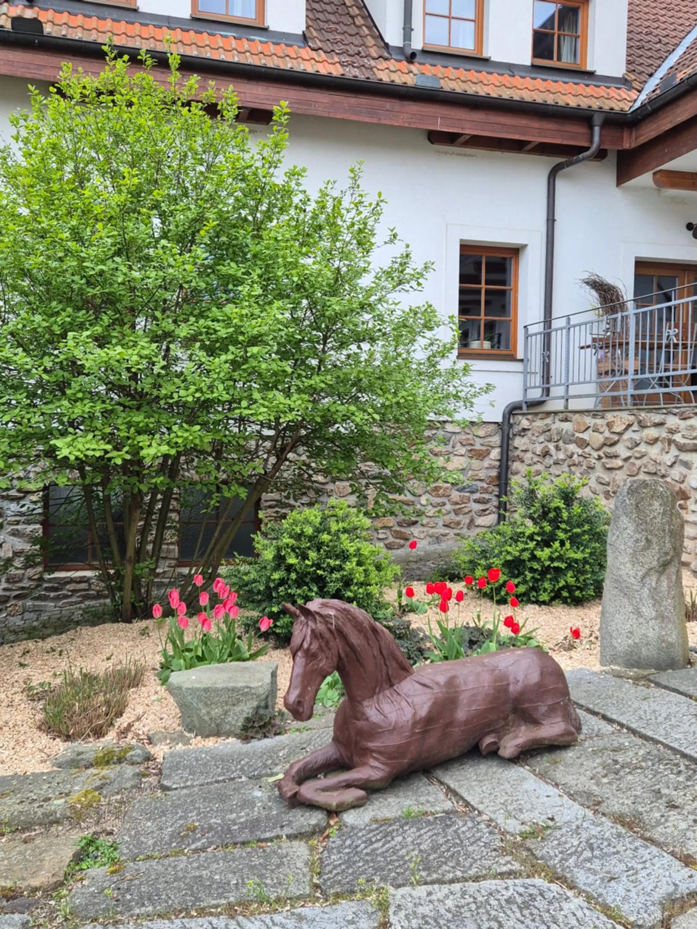 Hotelový a jezdecký areál Dvůr Krutěnice