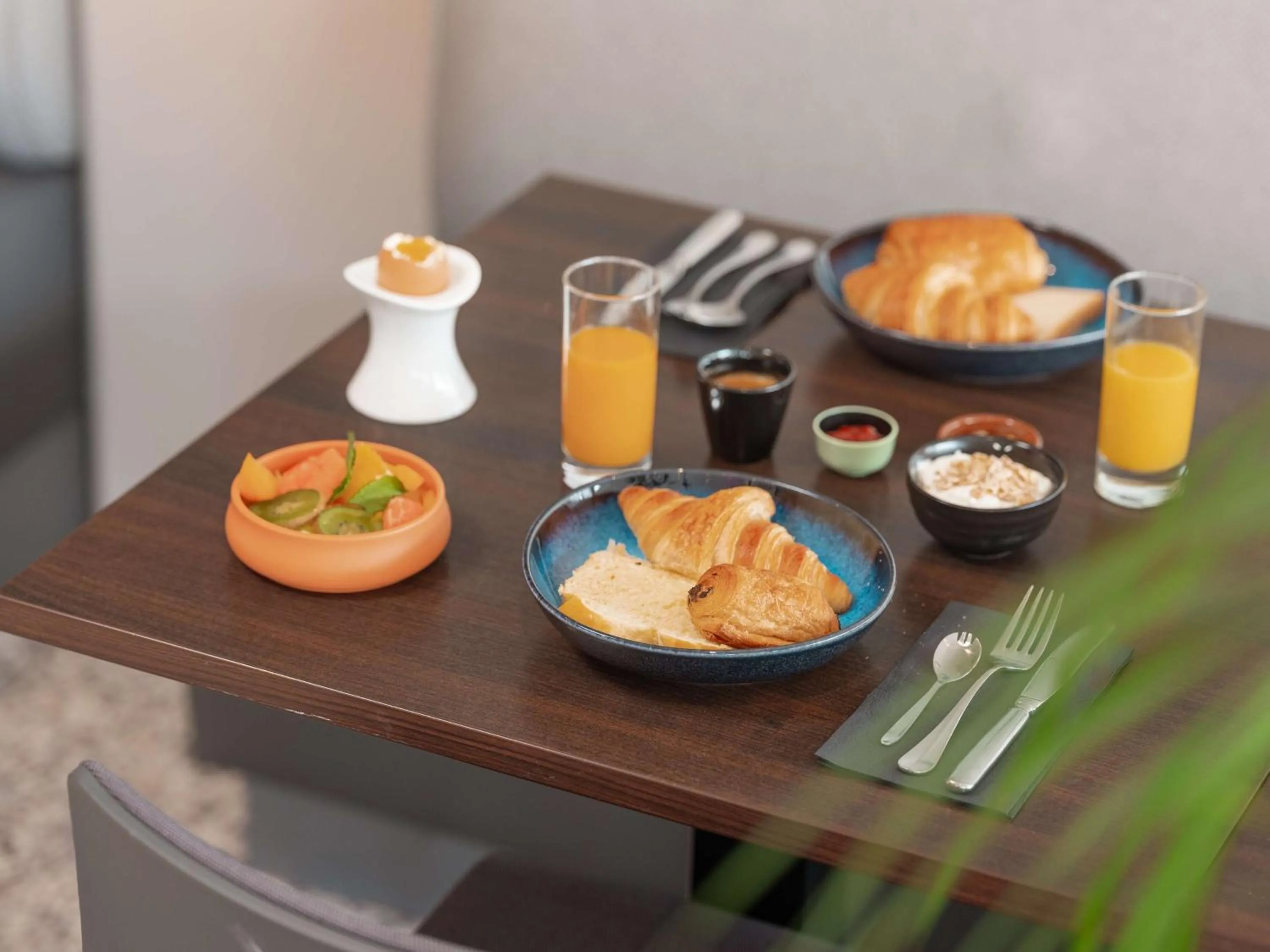 Breakfast in Radisson Blu Hotel Toulouse Airport