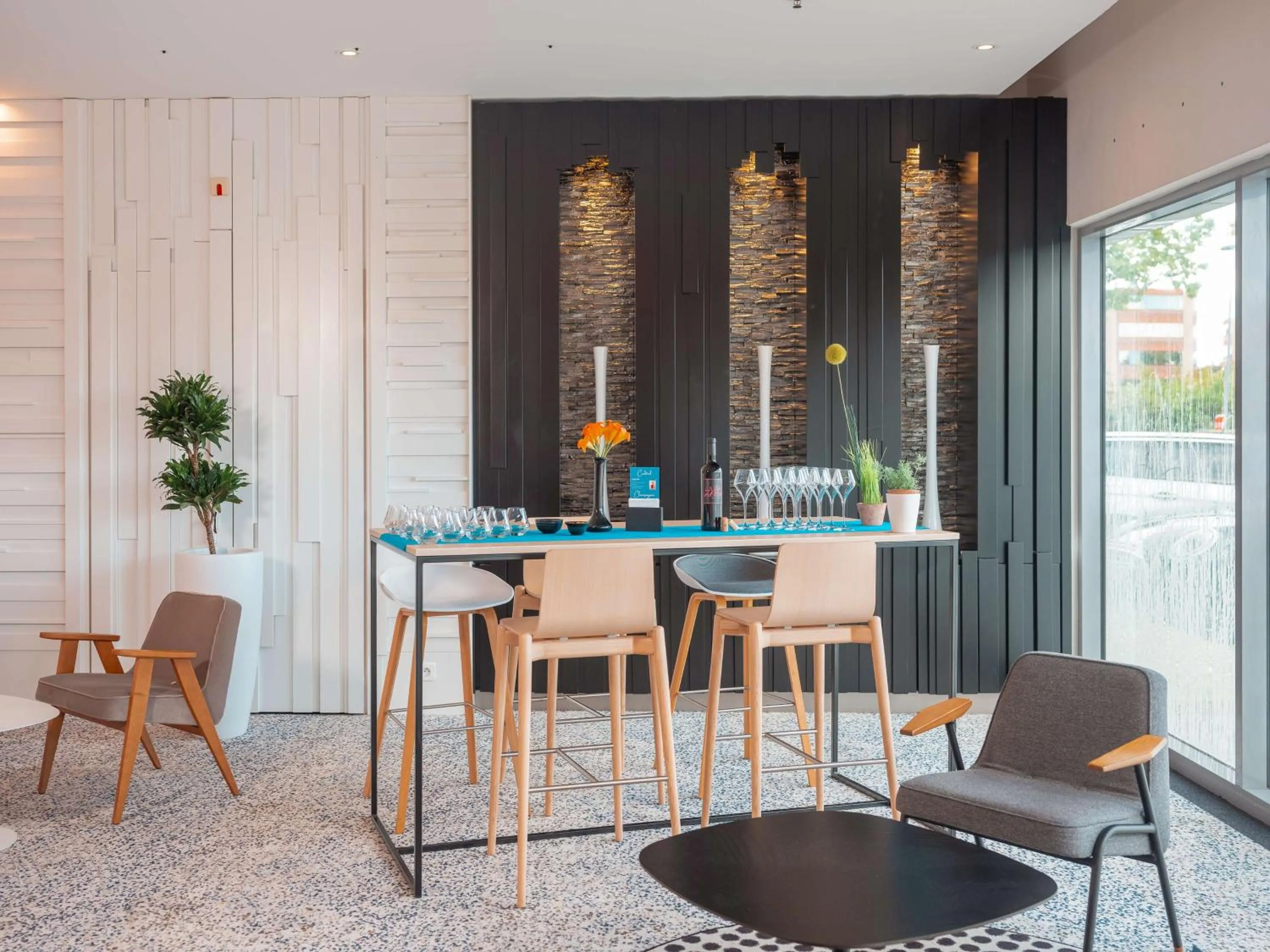 Meeting/conference room in Radisson Blu Hotel Toulouse Airport