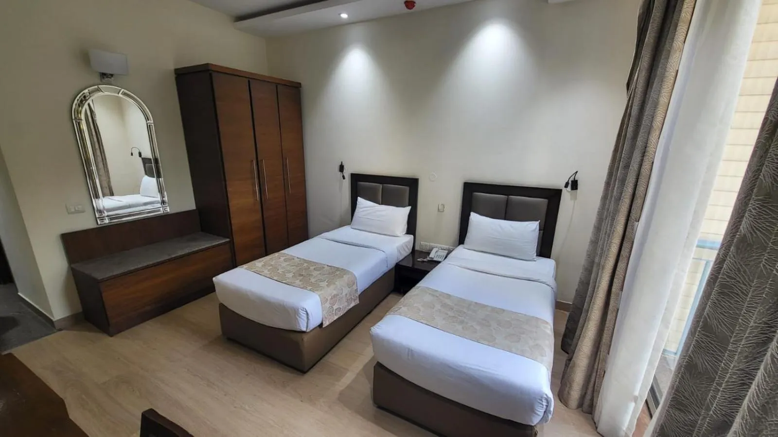 Bed in UDS Villa Scandinavian - Next to VFS, Walking to Connaught Place