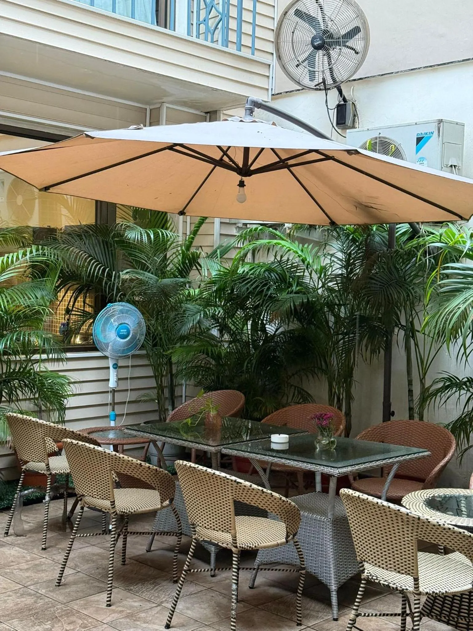 Dining area in UDS Villa Scandinavian - Next to VFS, Walking to Connaught Place