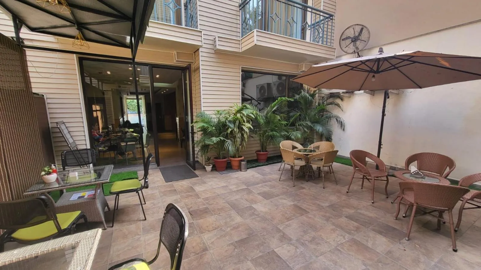 Dining area in UDS Villa Scandinavian - Next to VFS, Walking to Connaught Place