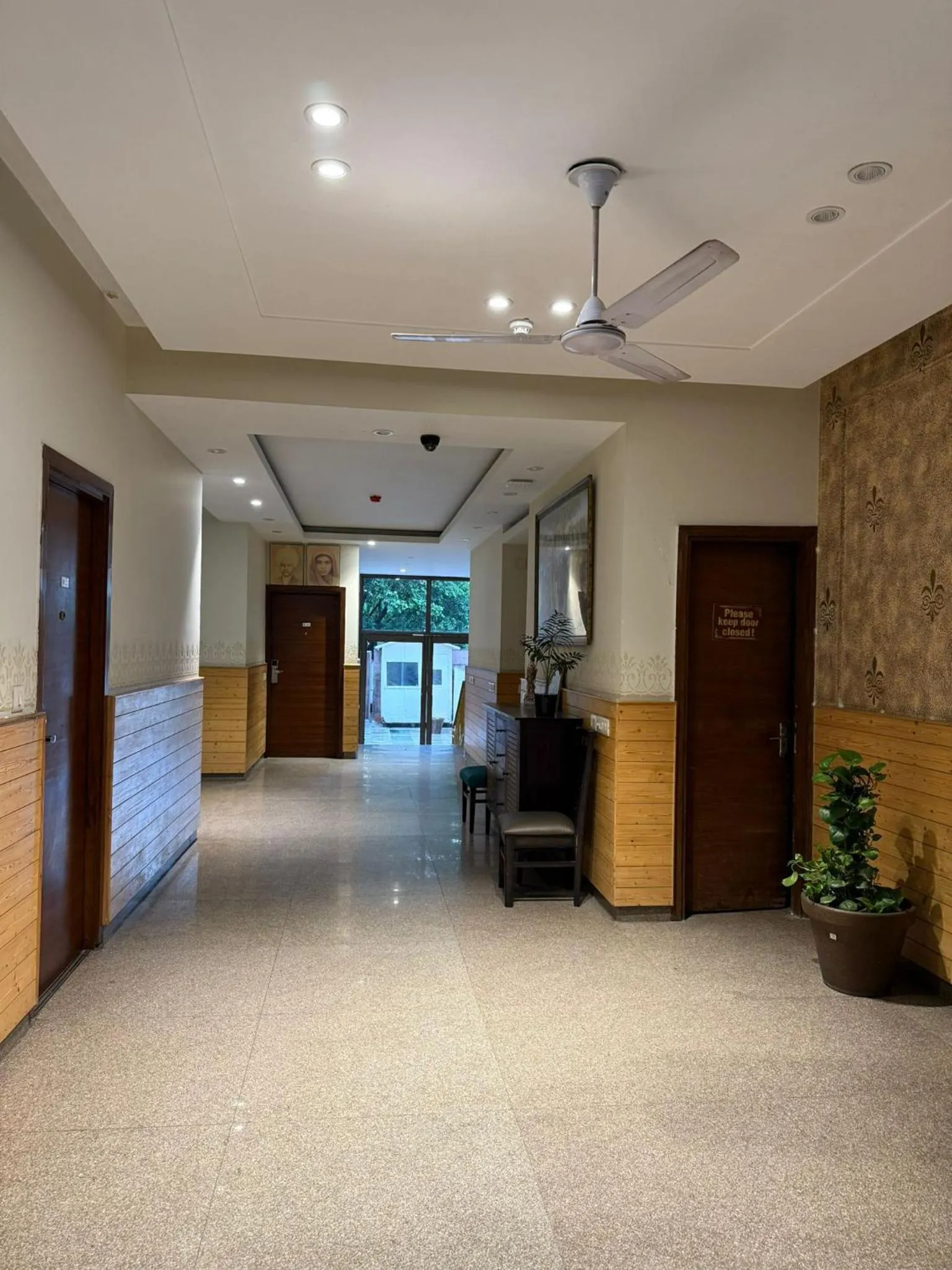 Lobby or reception in UDS Villa Scandinavian - Next to VFS, Walking to Connaught Place