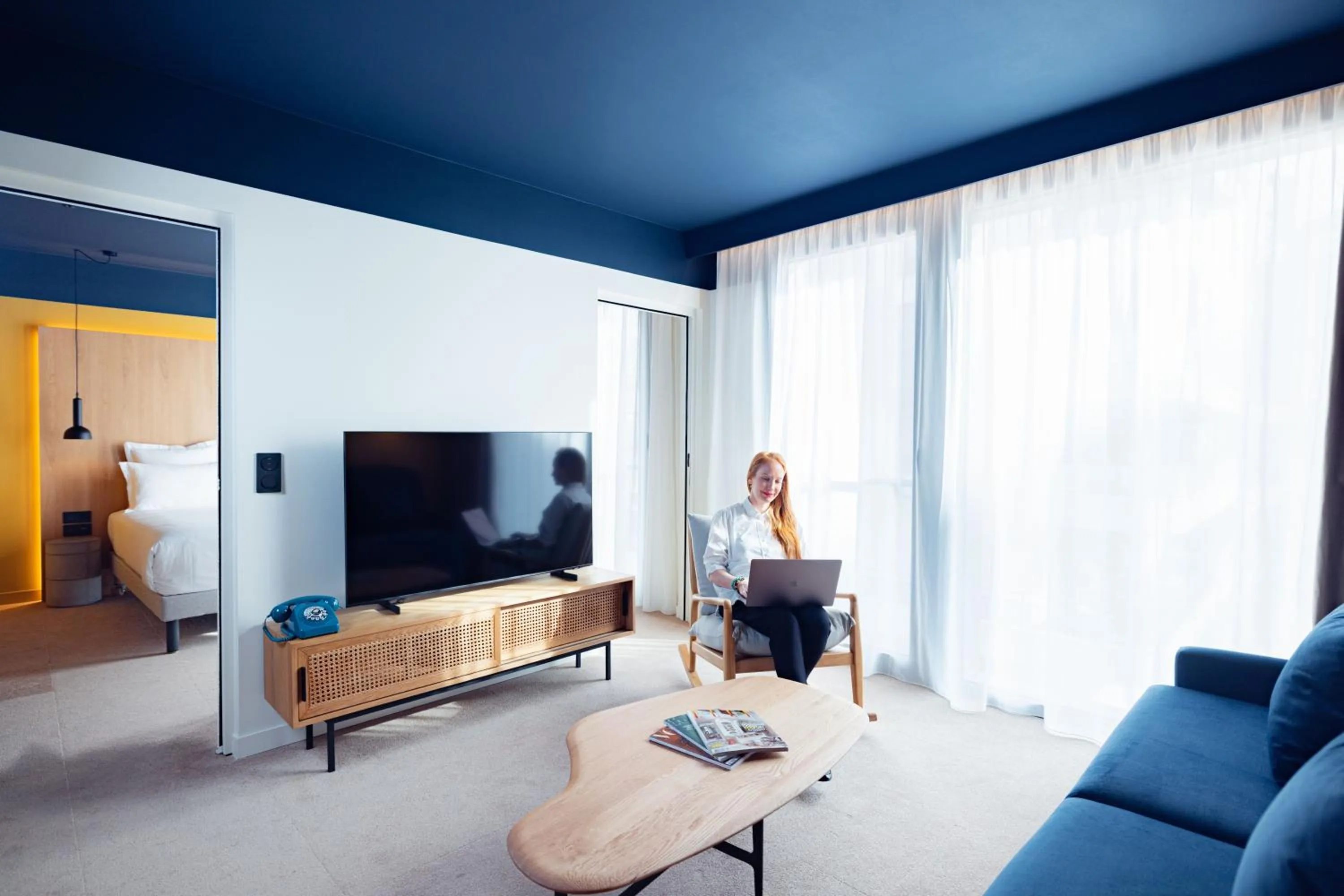 Living room in KOPSTER Hotel Residence Paris Ouest Colombes