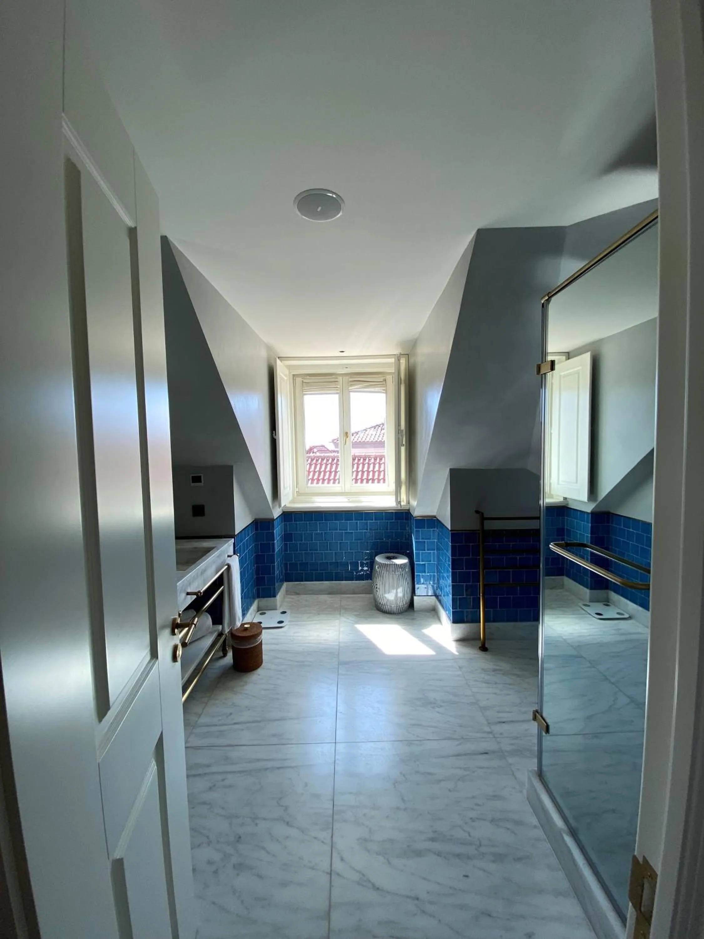 Bathroom in Palácio Ludovice Wine Experience Hotel