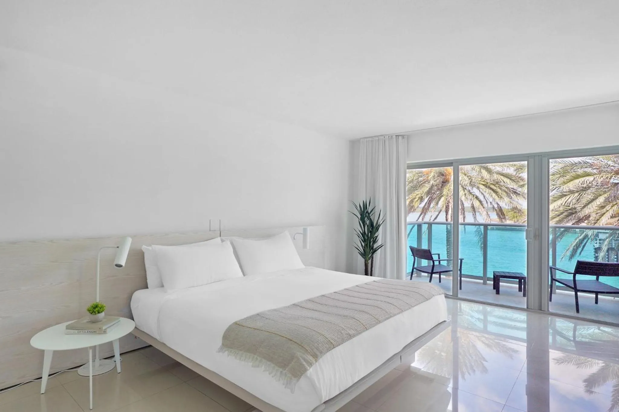 Bedroom, Bed in Beach Haus Bal Harbour