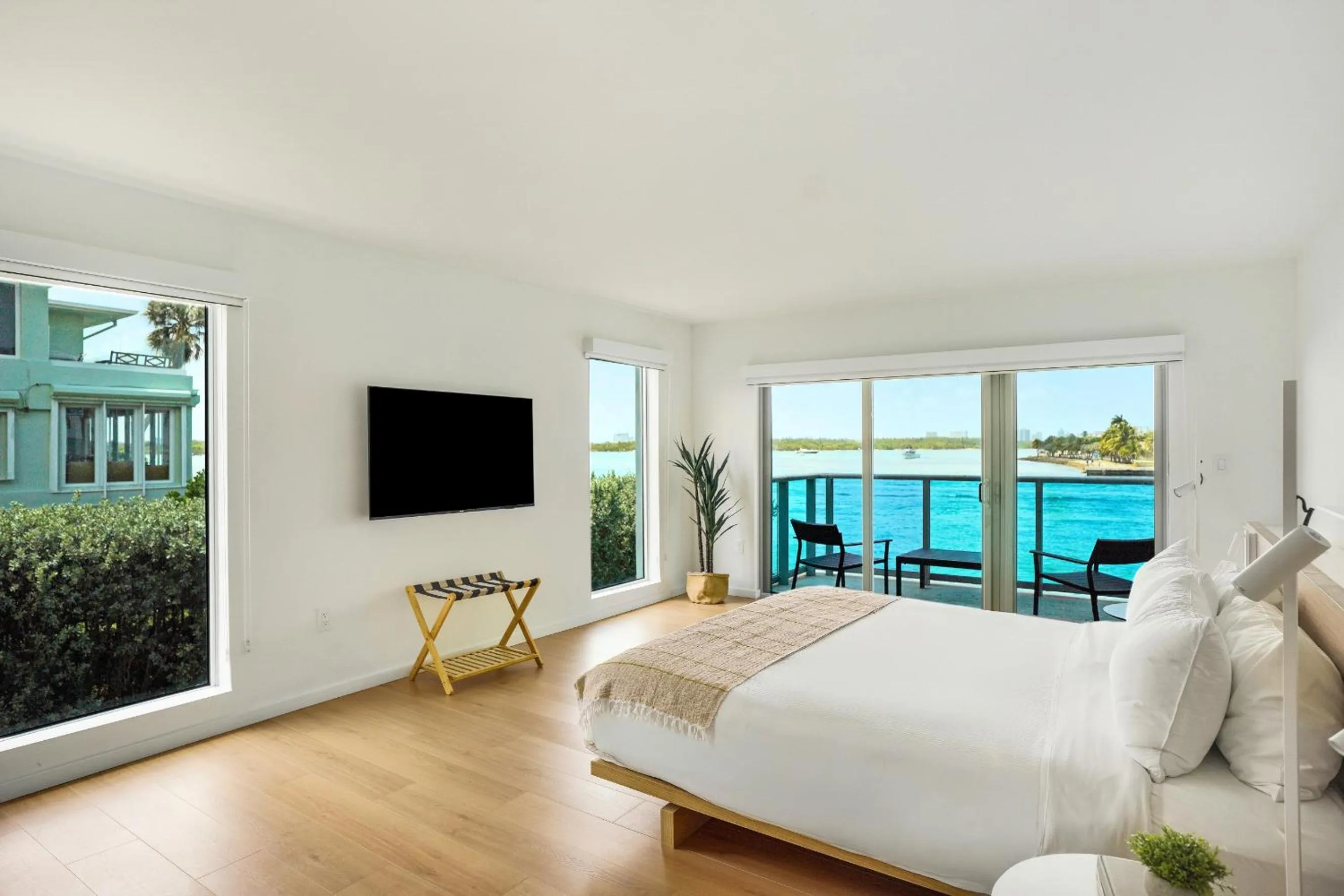 Bedroom, Bed in Beach Haus Bal Harbour