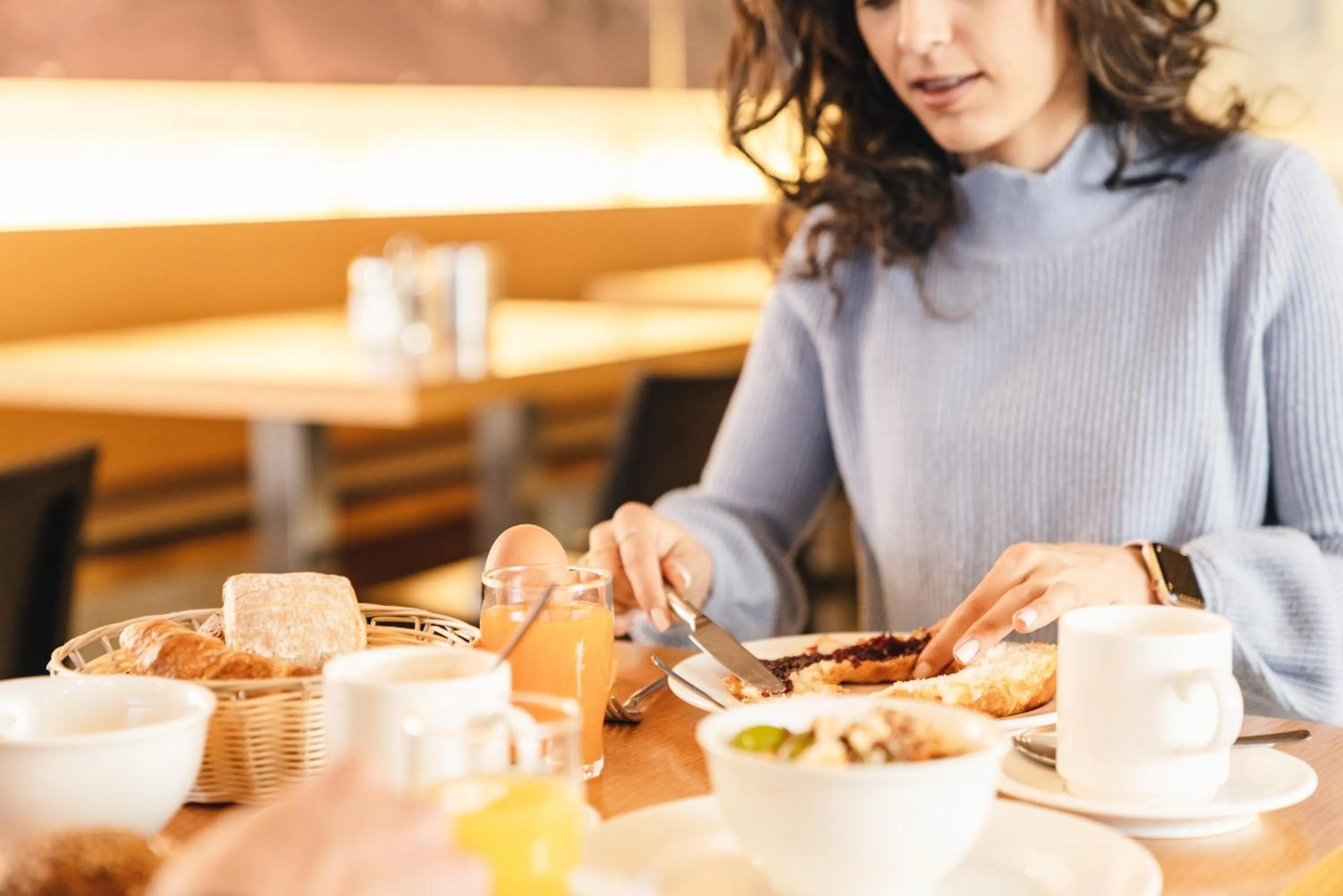 Breakfast in Smart-Hotel