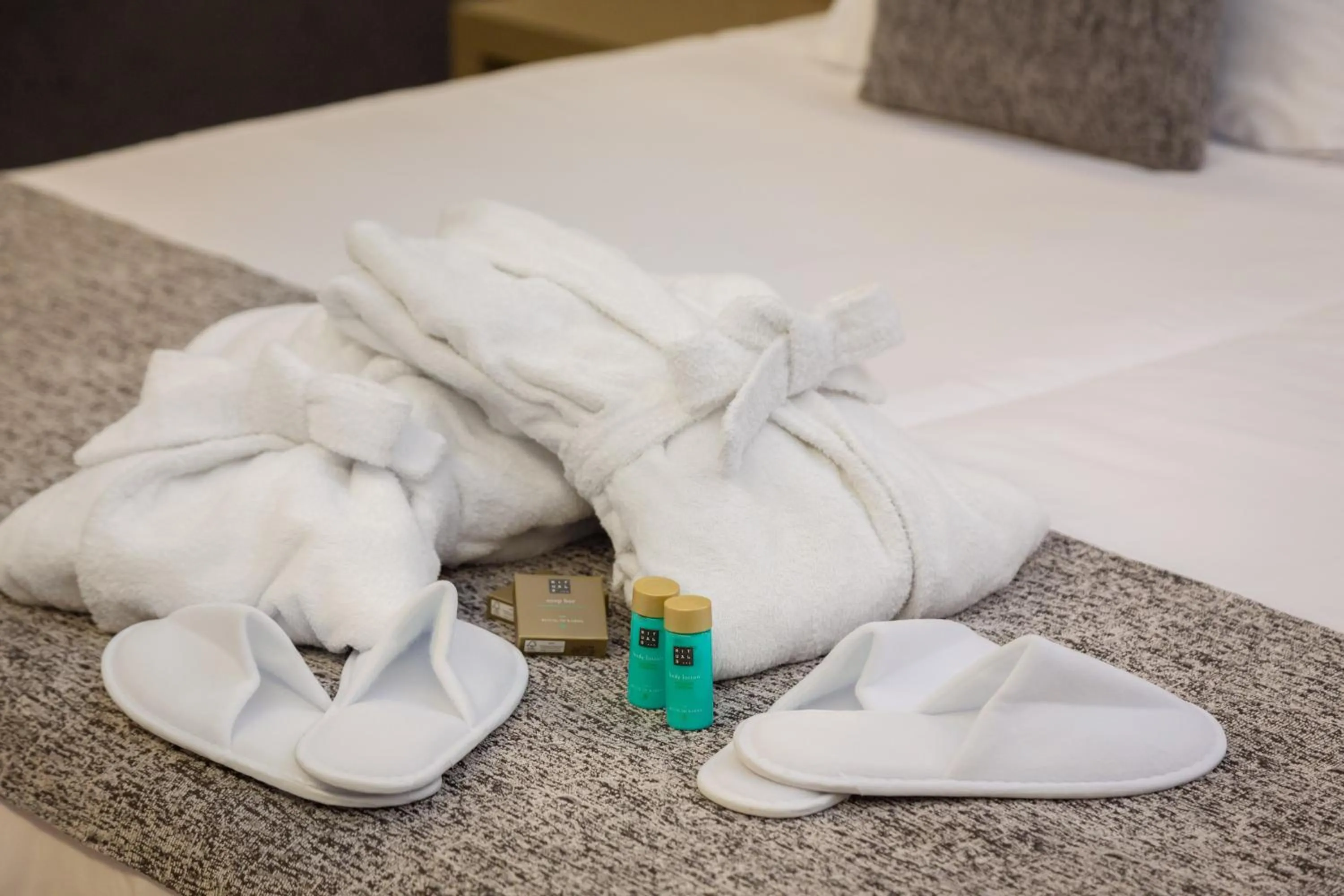 Bed in Aminess Laurel Khalani Hotel