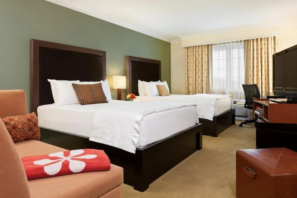 Photo of the whole room in Westminster Hotel