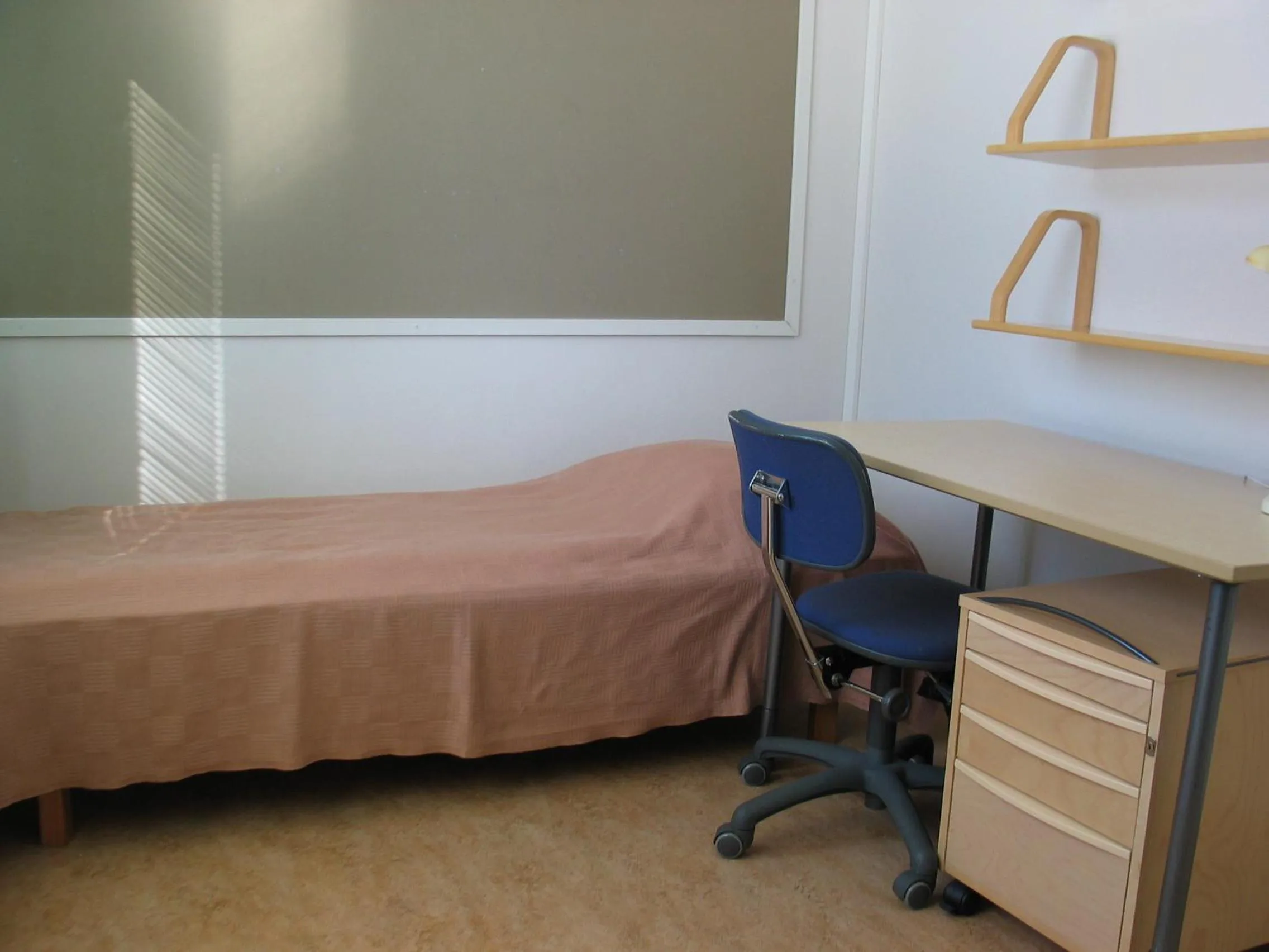 Bed in Summer Hotel Tähtelä, Alkio-opisto