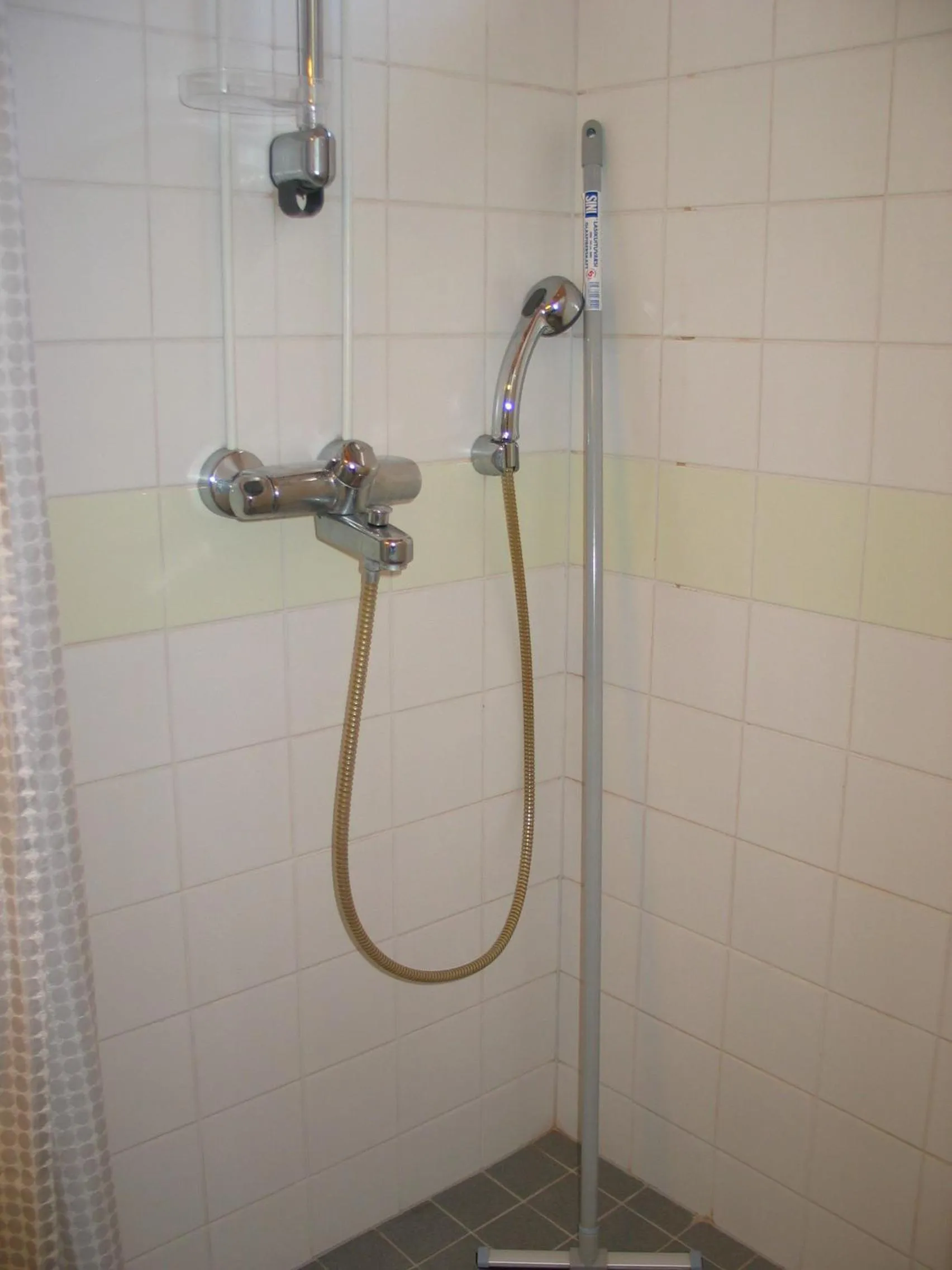 Bathroom in Summer Hotel Tähtelä, Alkio-opisto