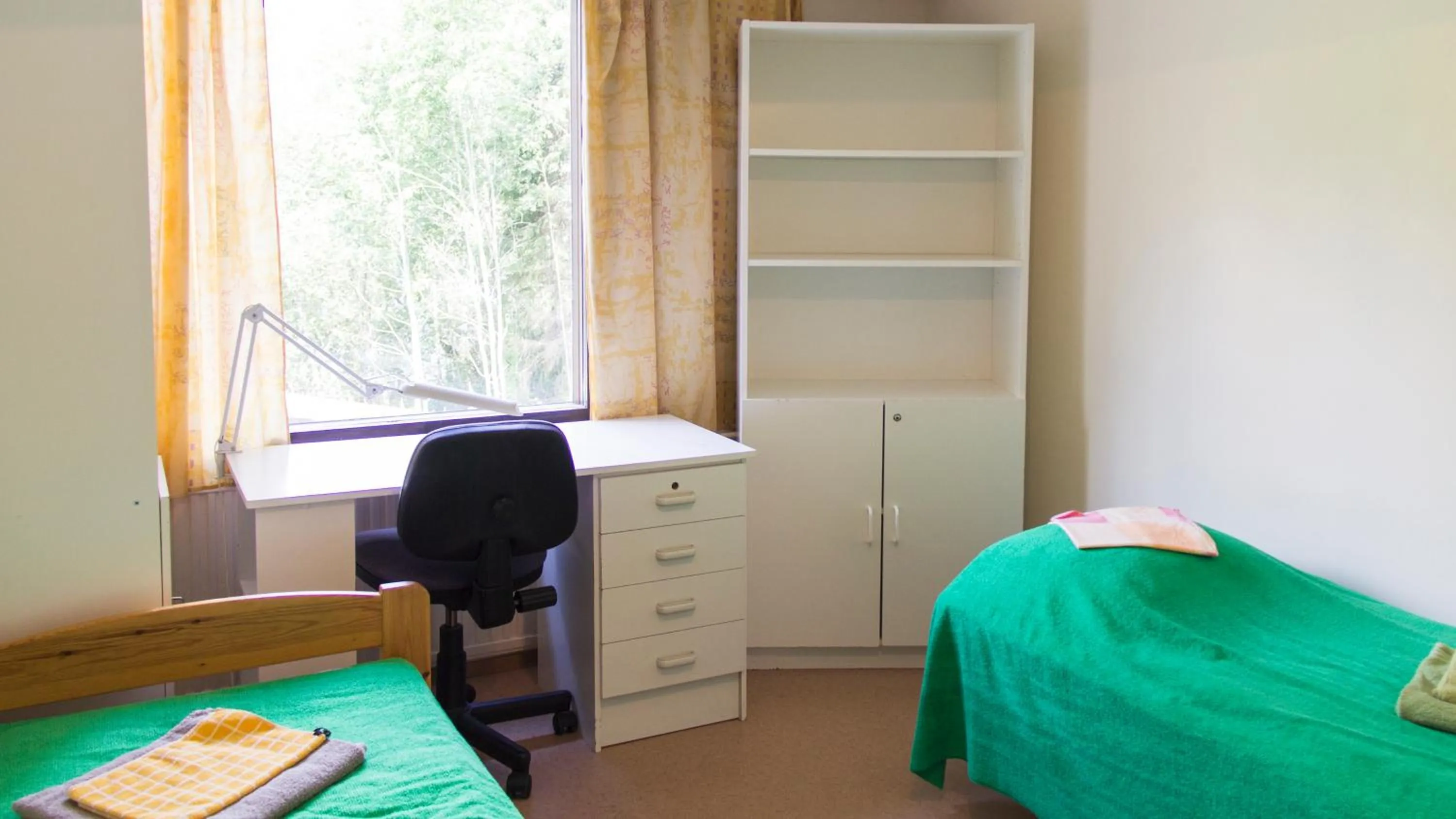 Photo of the whole room in Summer Hotel Tähtelä, Alkio-opisto