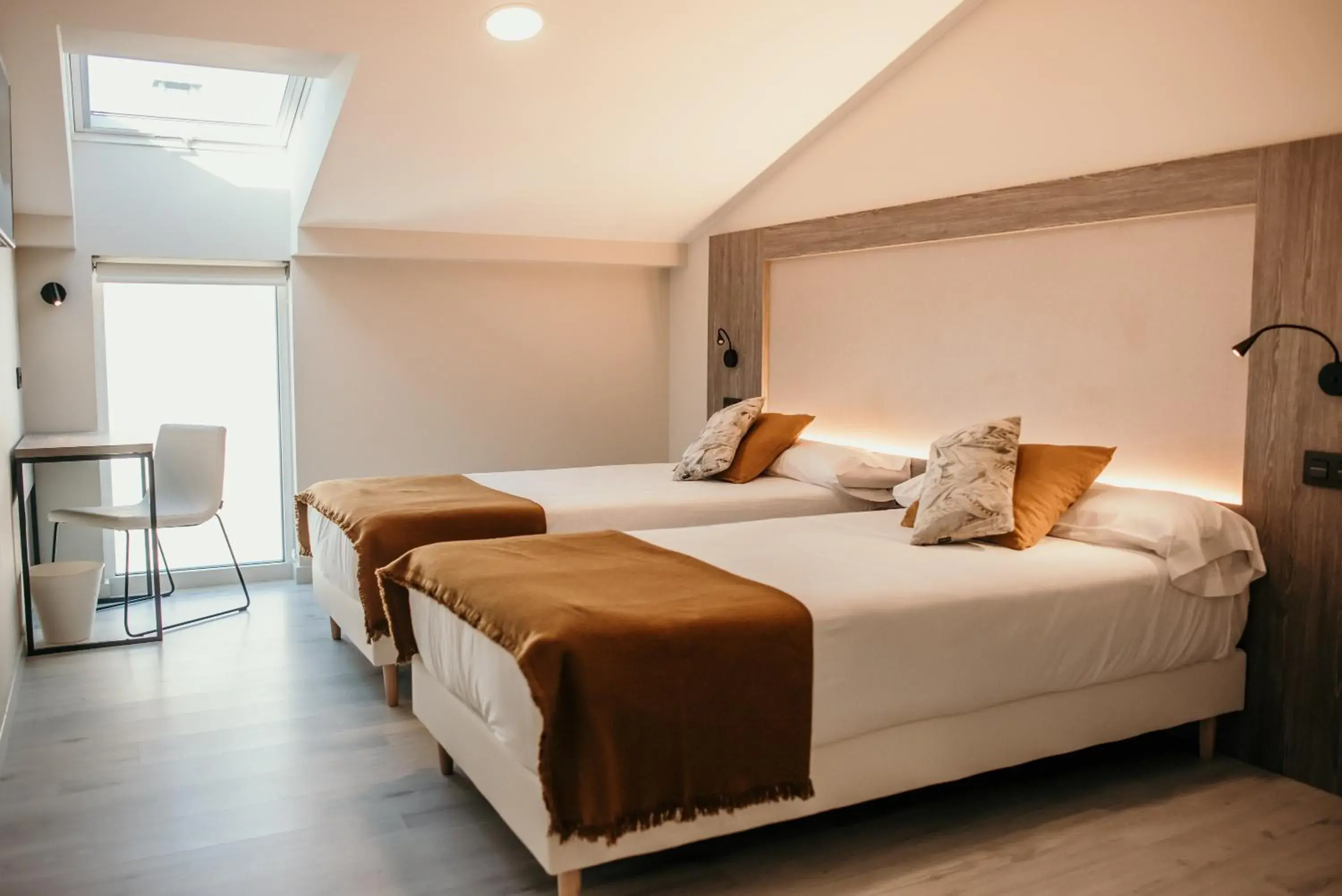 Standard Double or Twin Room - single occupancy in Hotel Lux Melide Standard Double or Twin Room - single occupancy in Hotel Lux Melide