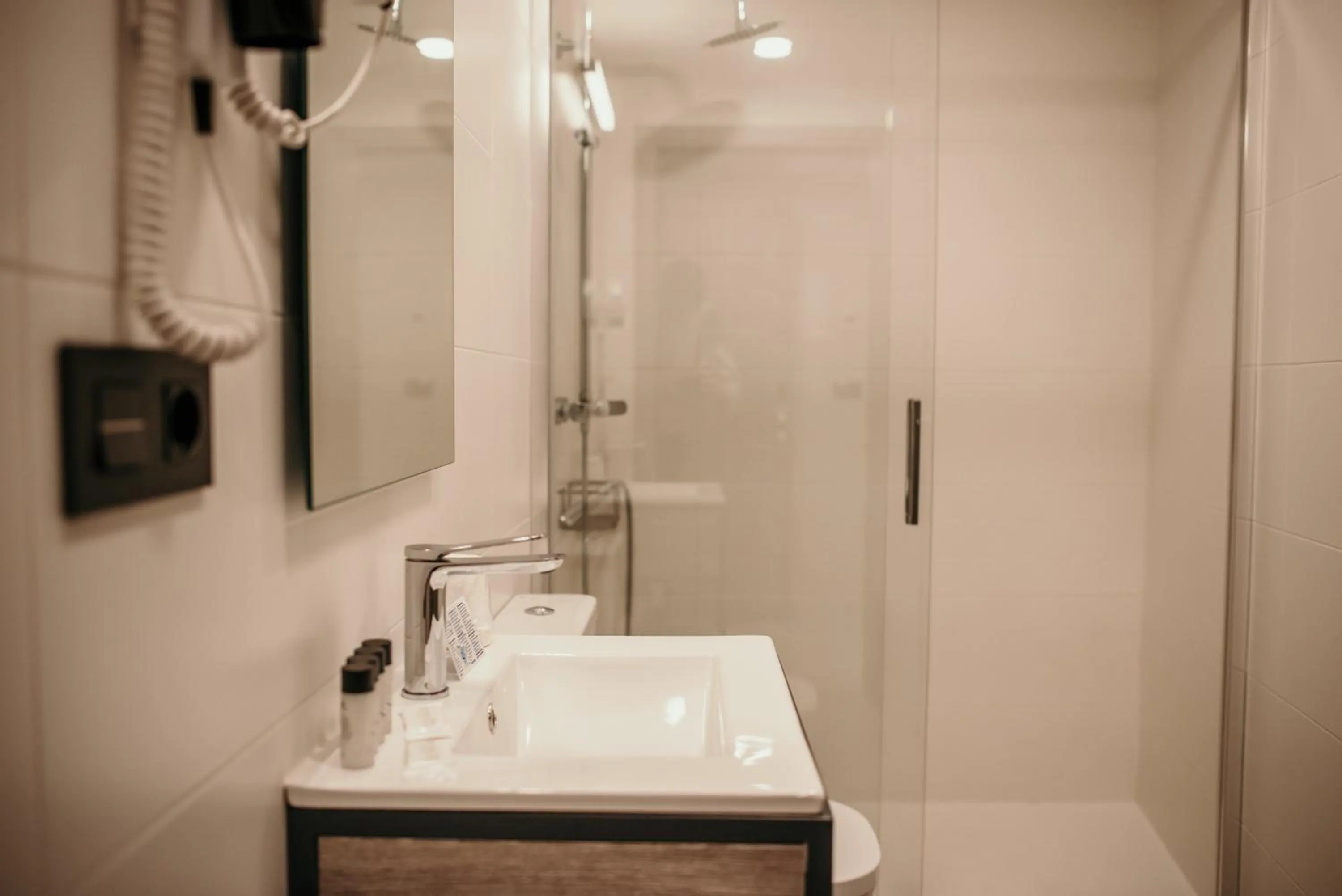 Bathroom in Hotel Lux Melide