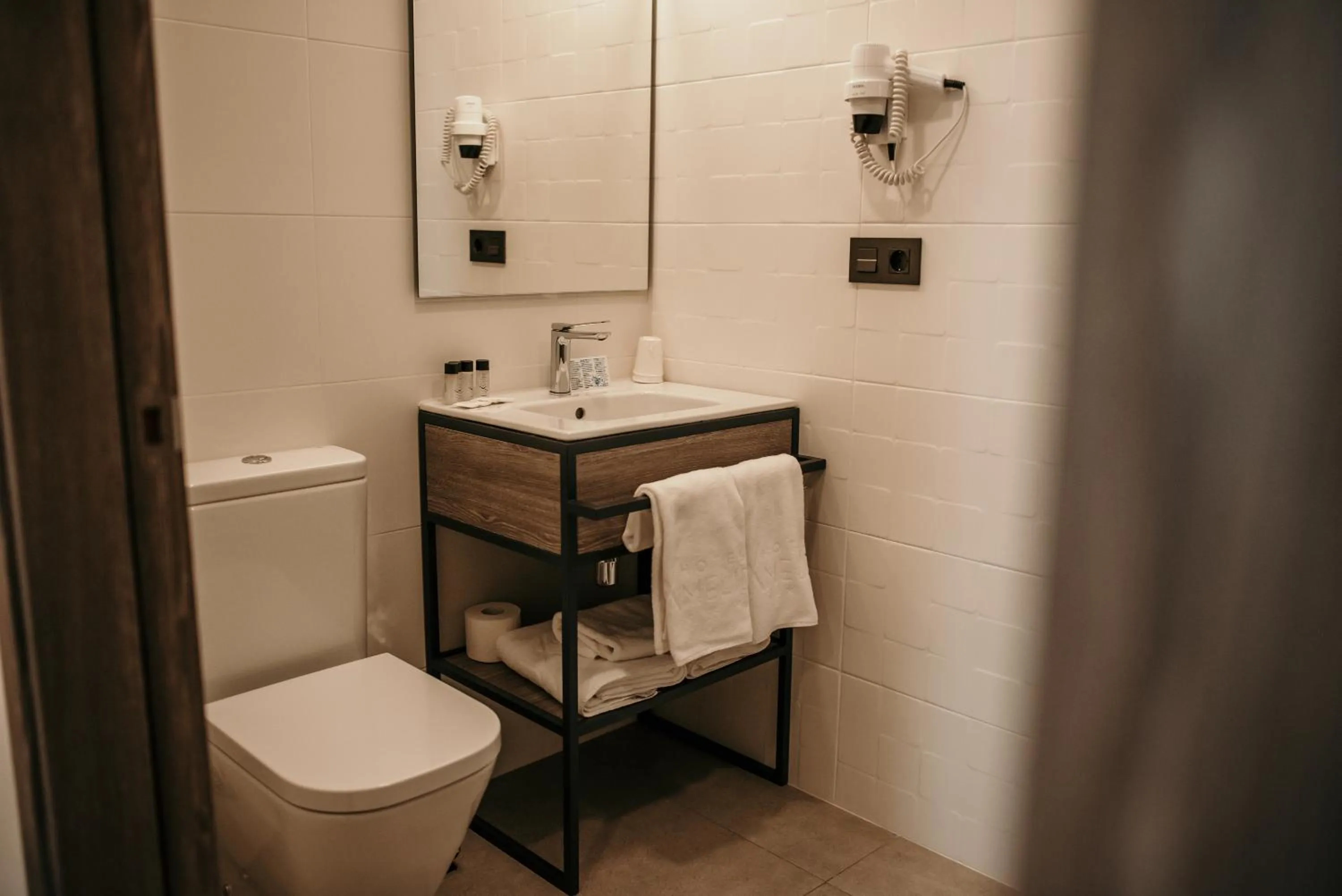 Bathroom in Hotel Lux Melide