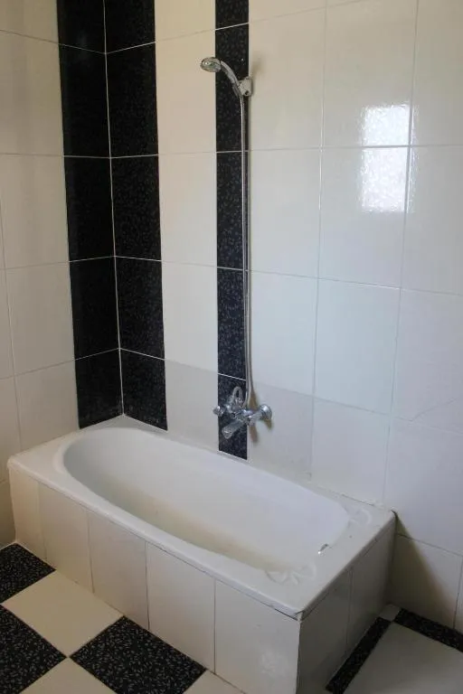 Bathroom in Sea Star