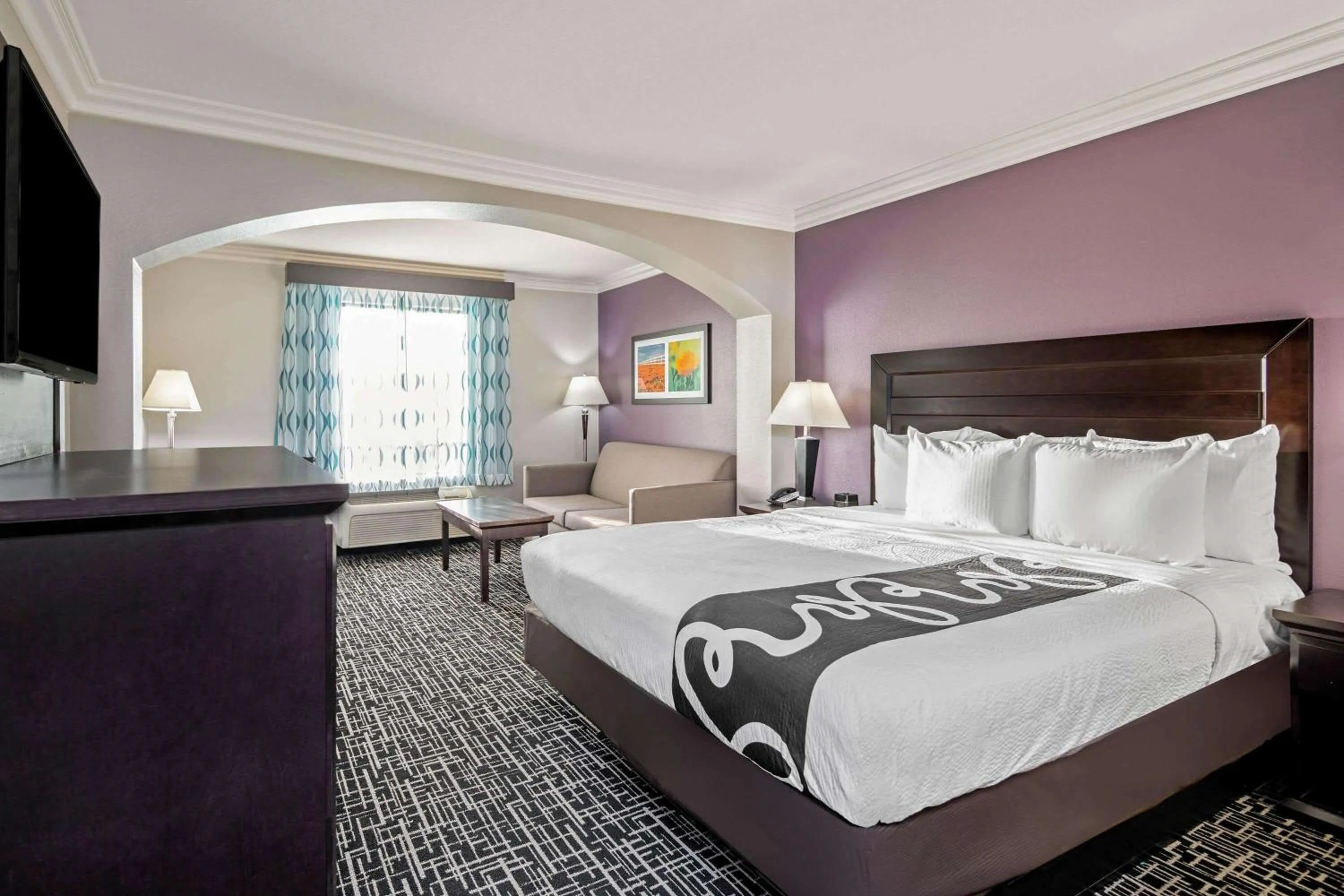 Photo of the whole room, Bed in La Quinta by Wyndham Temecula