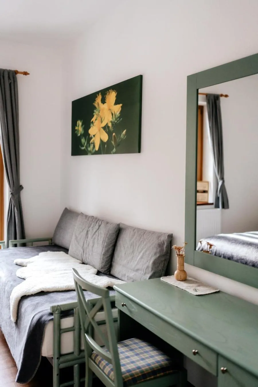 Other, Bed in Eko hiša-Eco House Na razpotju