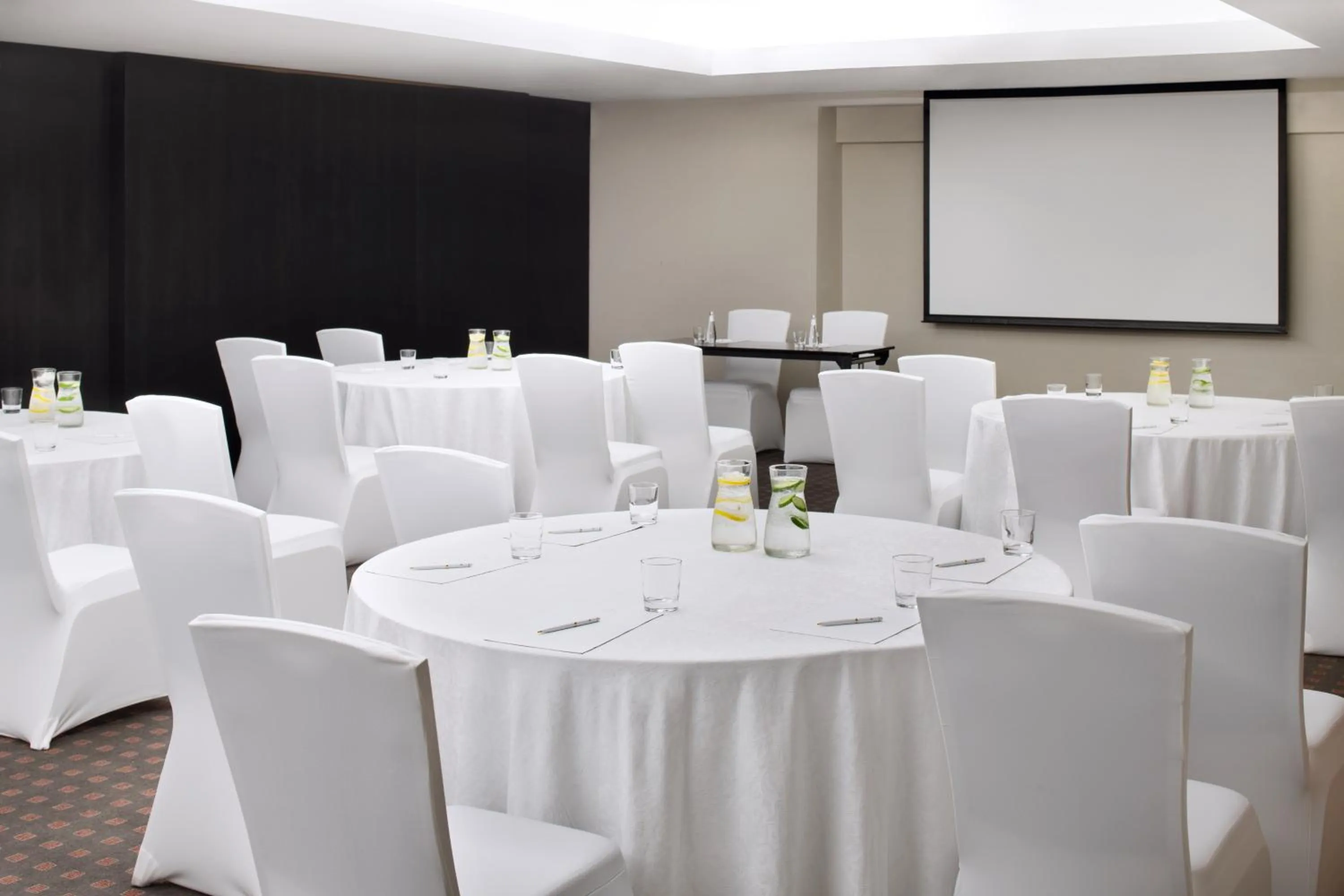 Meeting/conference room in InterContinental Al Khobar by IHG