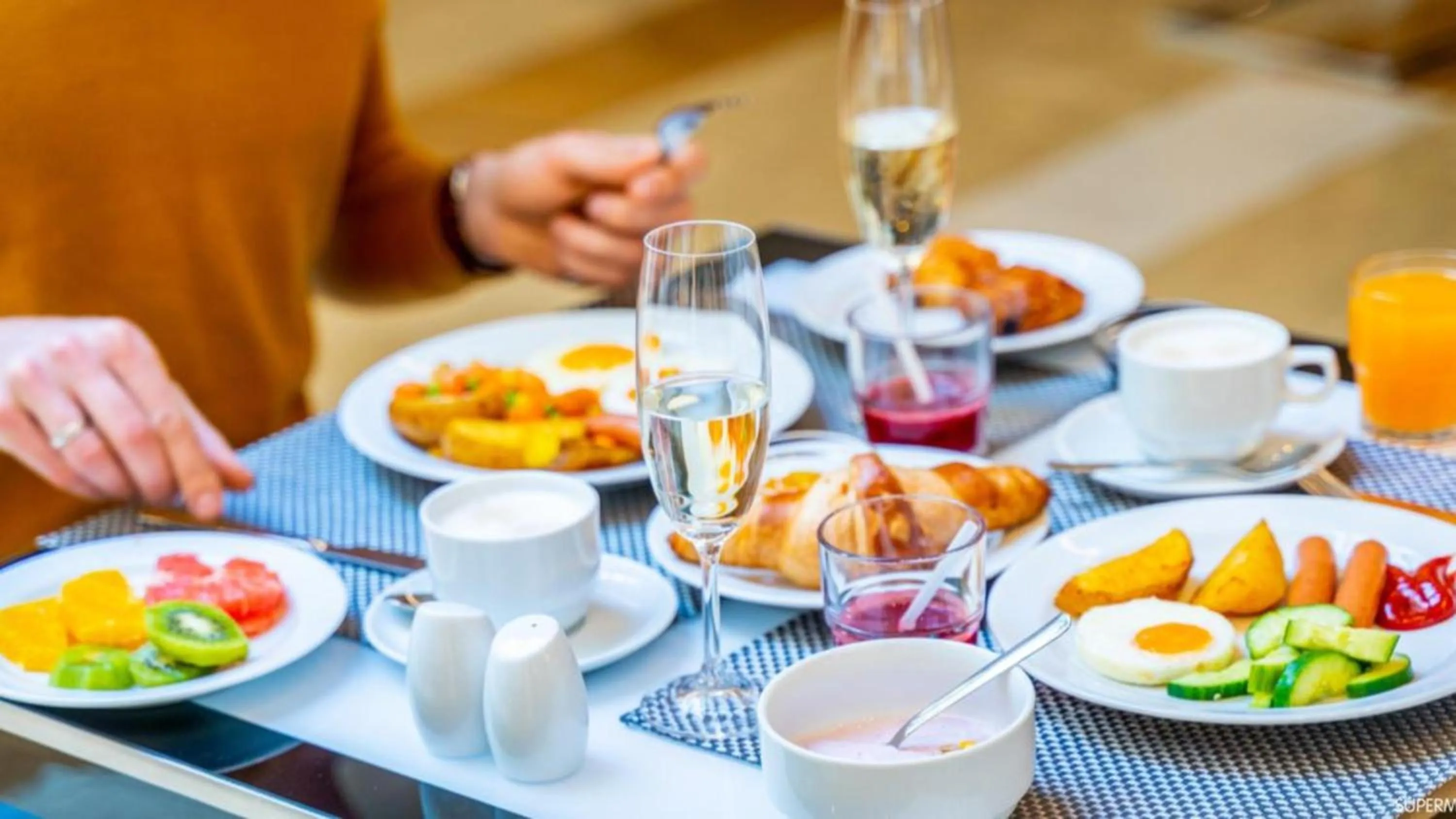 Restaurant/places to eat in InterContinental Al Khobar by IHG