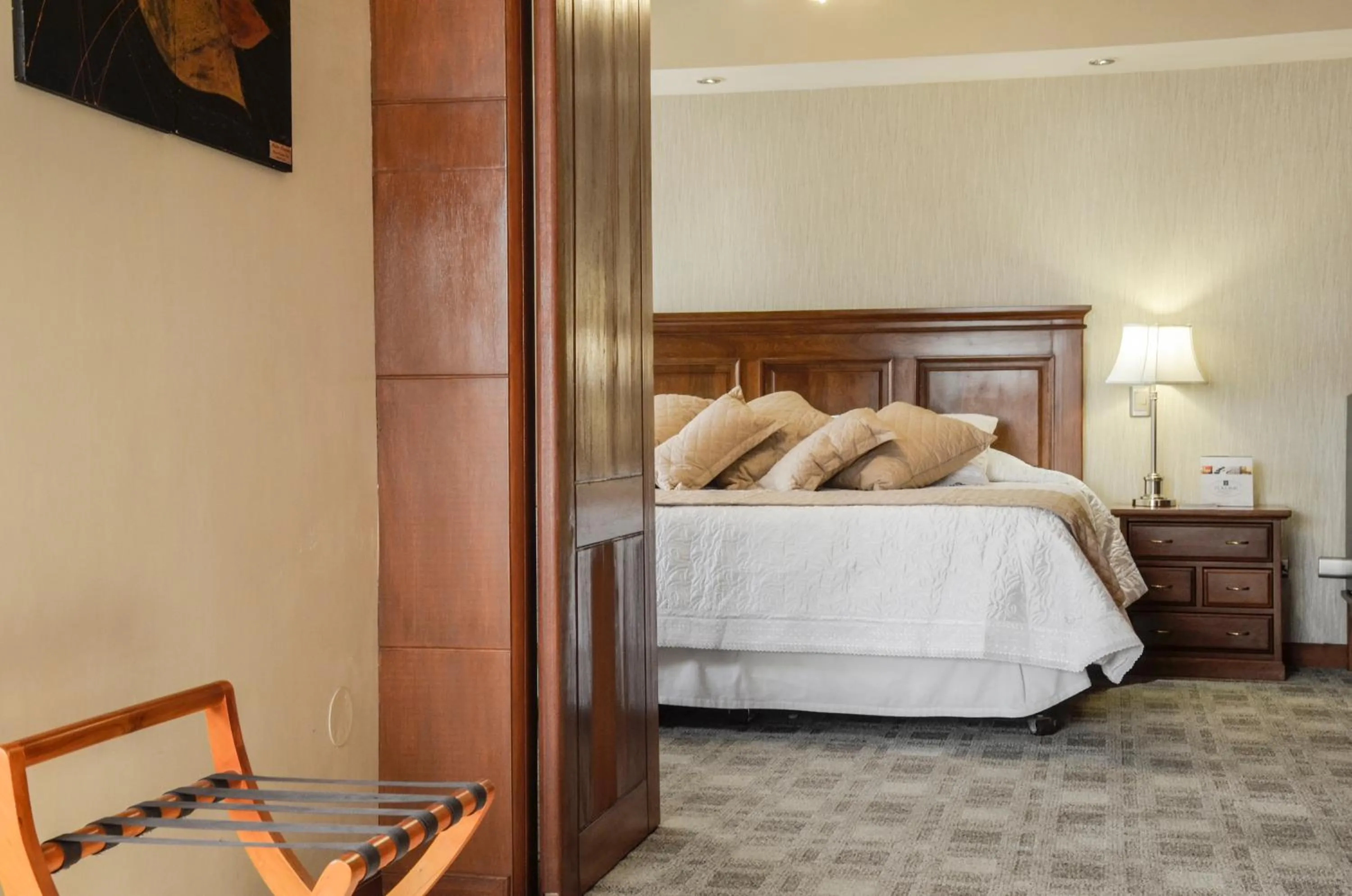 Photo of the whole room, Bed in Gran Hotel Toloma