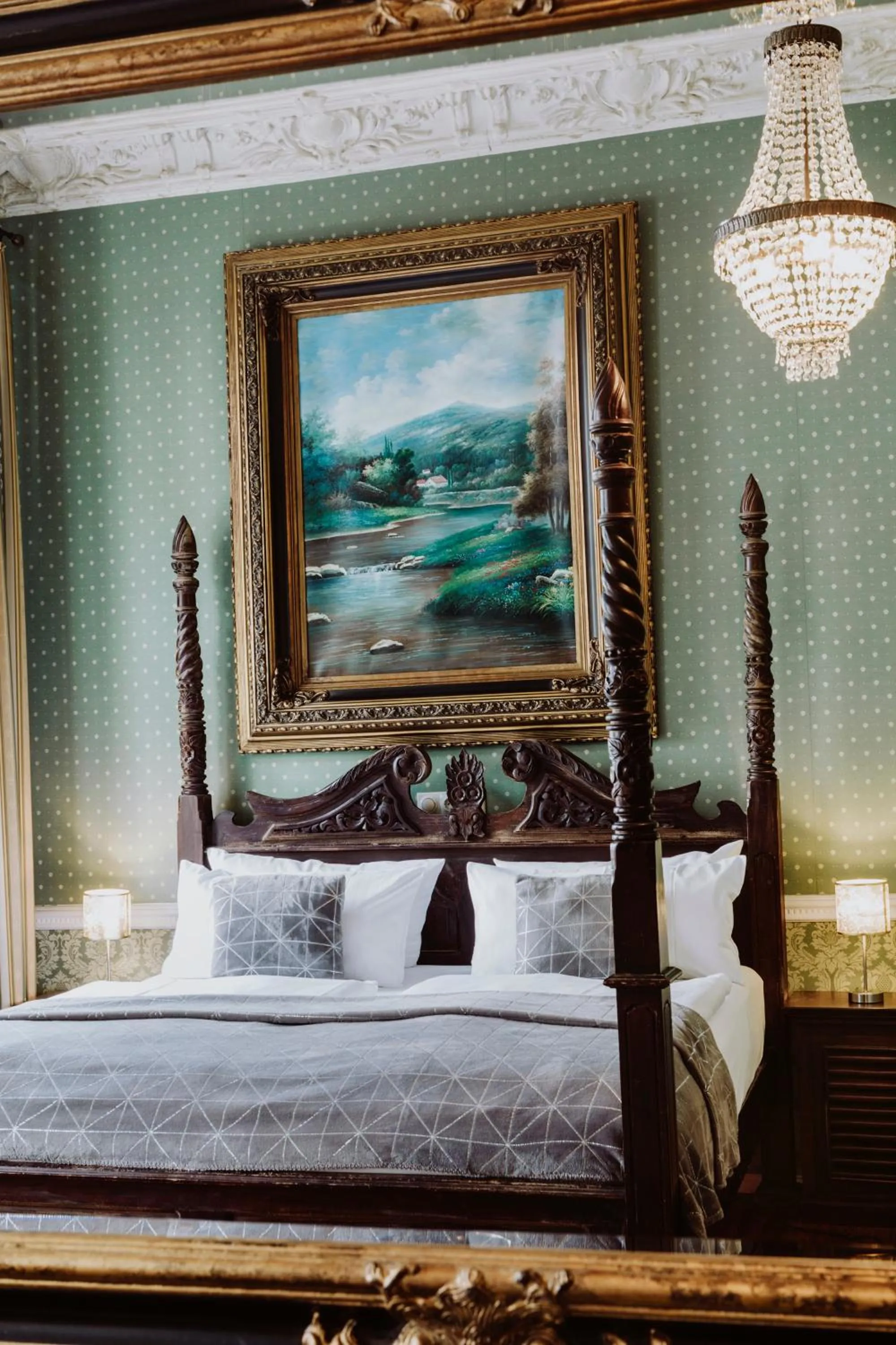 Photo of the whole room, Bed in Honigmond Boutique Hotel