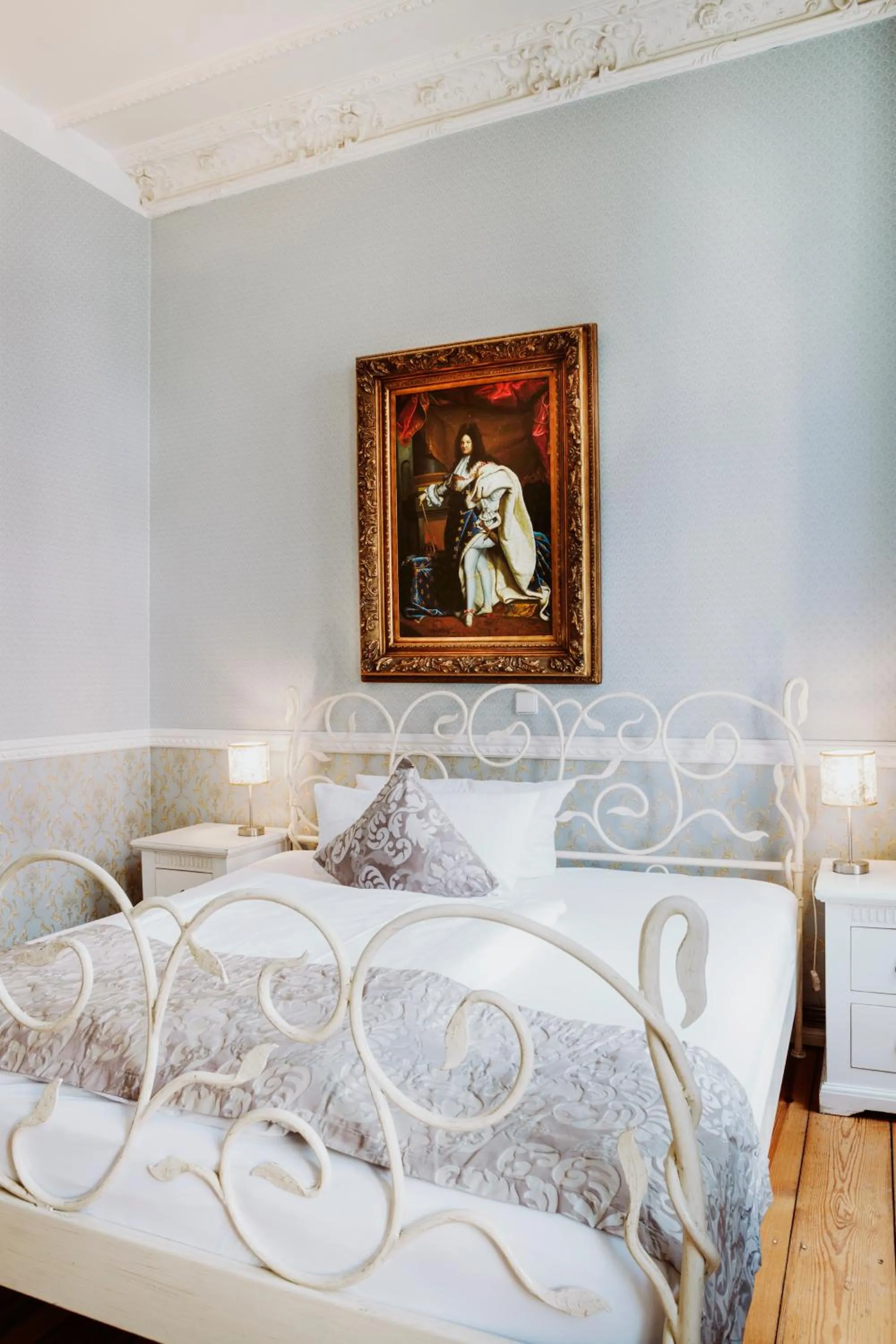 Photo of the whole room, Bed in Honigmond Boutique Hotel