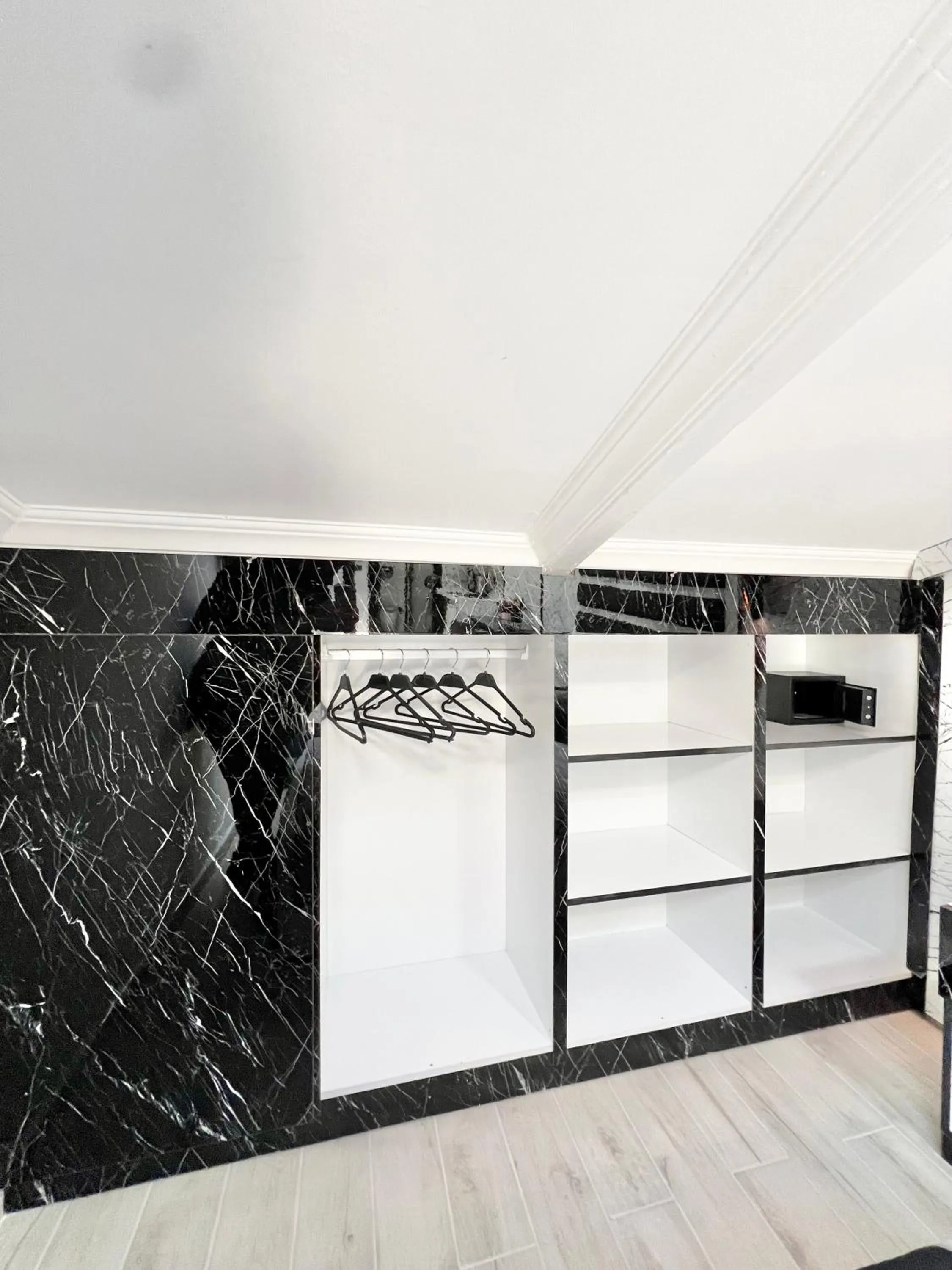 Taksim Larissa hotel suites