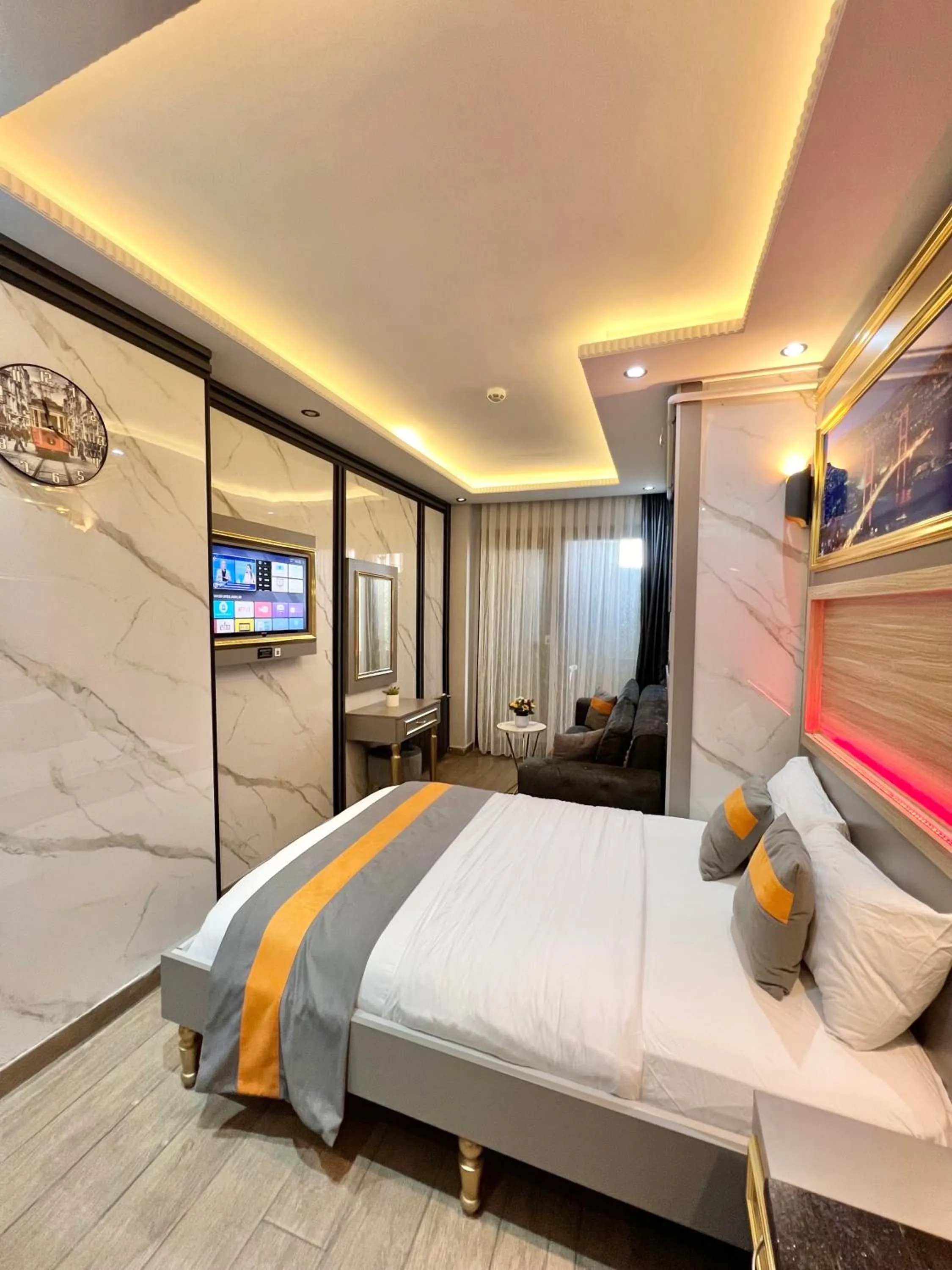 Bed in Taksim Larissa hotel suites