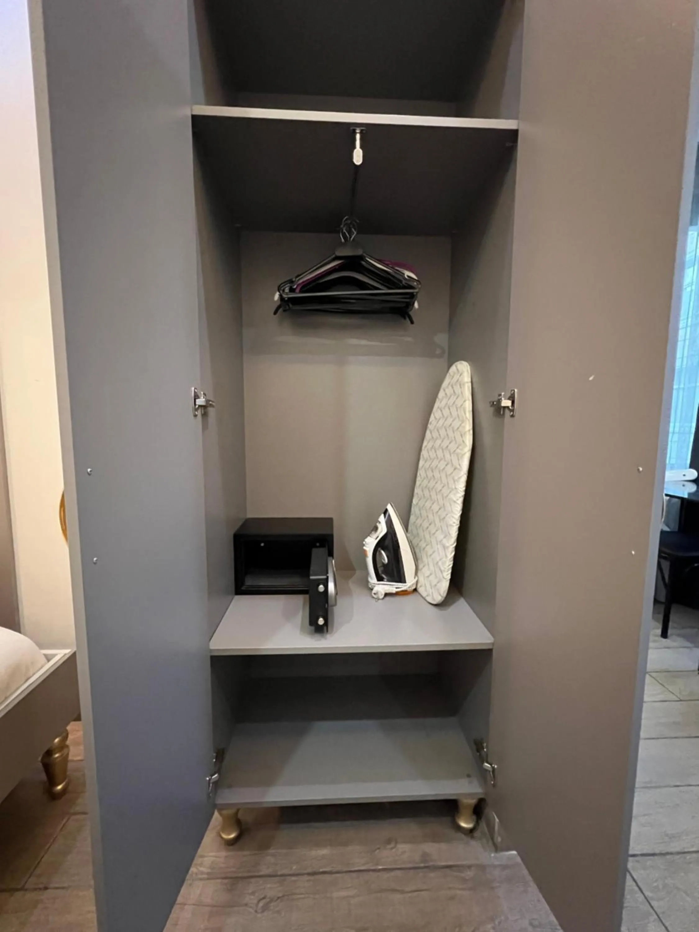 Taksim Larissa hotel suites