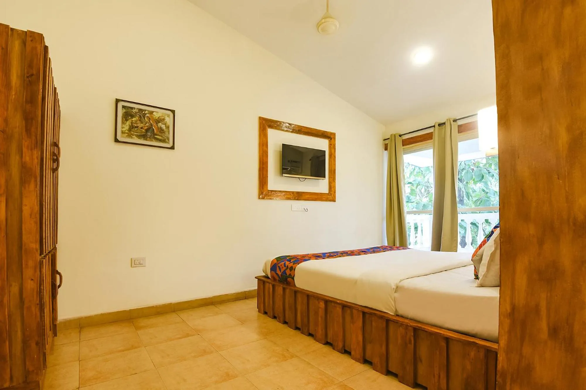 Bed in FabHotel Grand Royal Palms - Nr Benaulim Beach