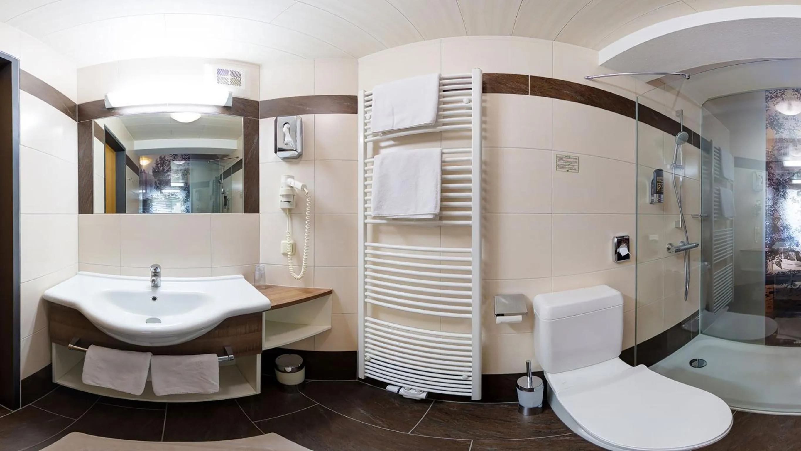 Bathroom in Hotel-Pension Egger