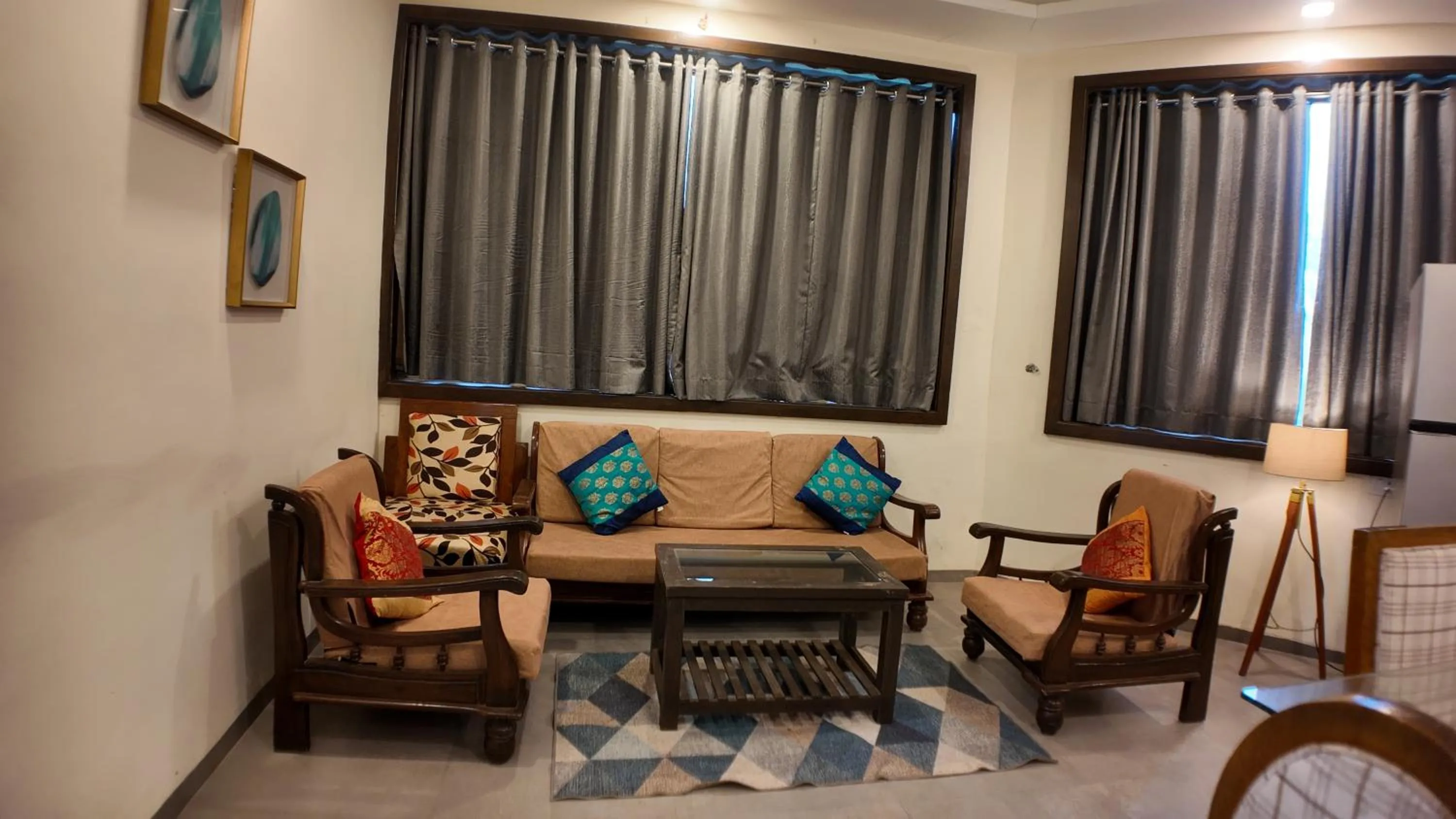 Living room in Mountain Breeze Resort, Mahabaleshwar
