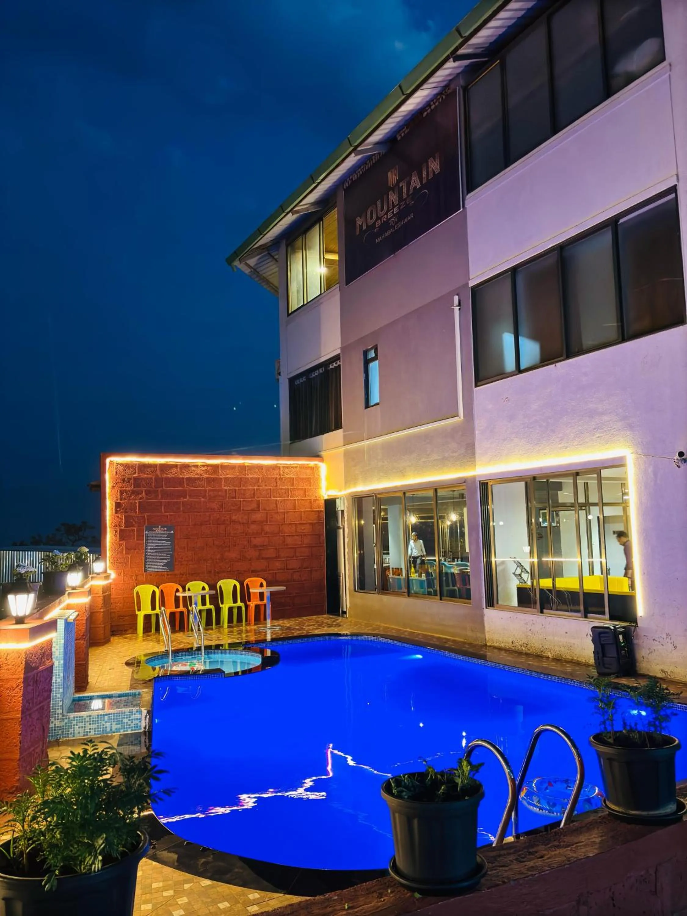 Pool view in Mountain Breeze Resort, Mahabaleshwar