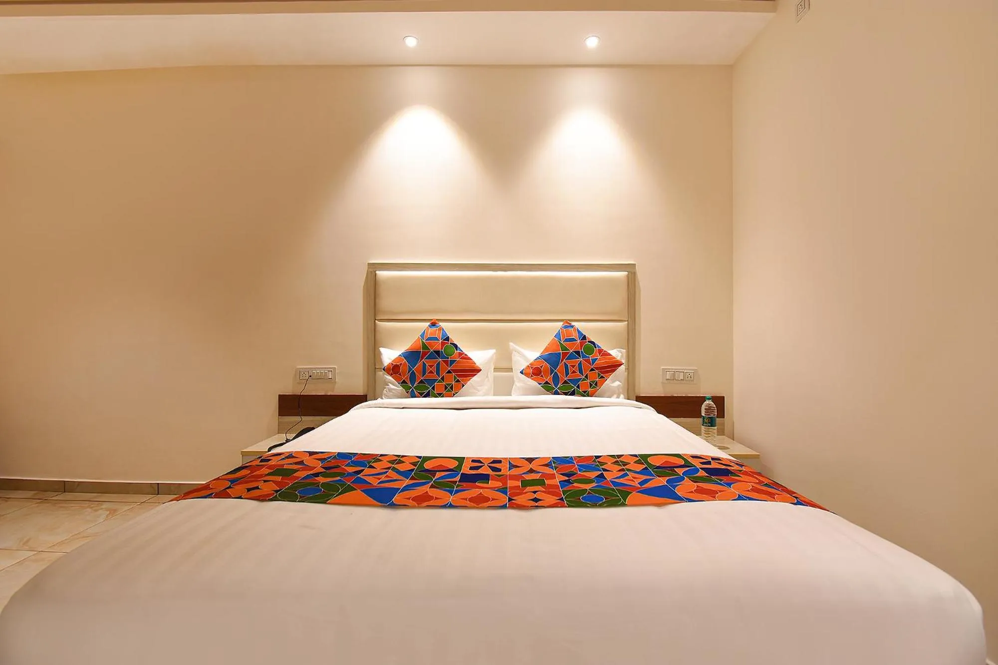 Bed in FabHotel High Rise - Marathalli